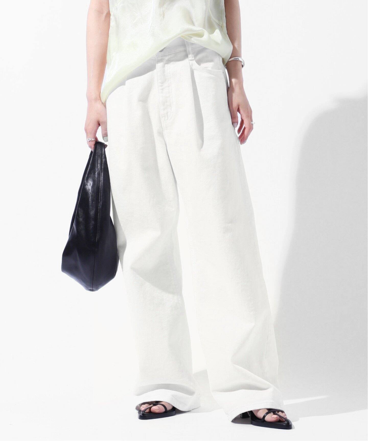 ホワイト タックバギーデニム（デニムパンツ・ジーンズ）｜Deuxieme  