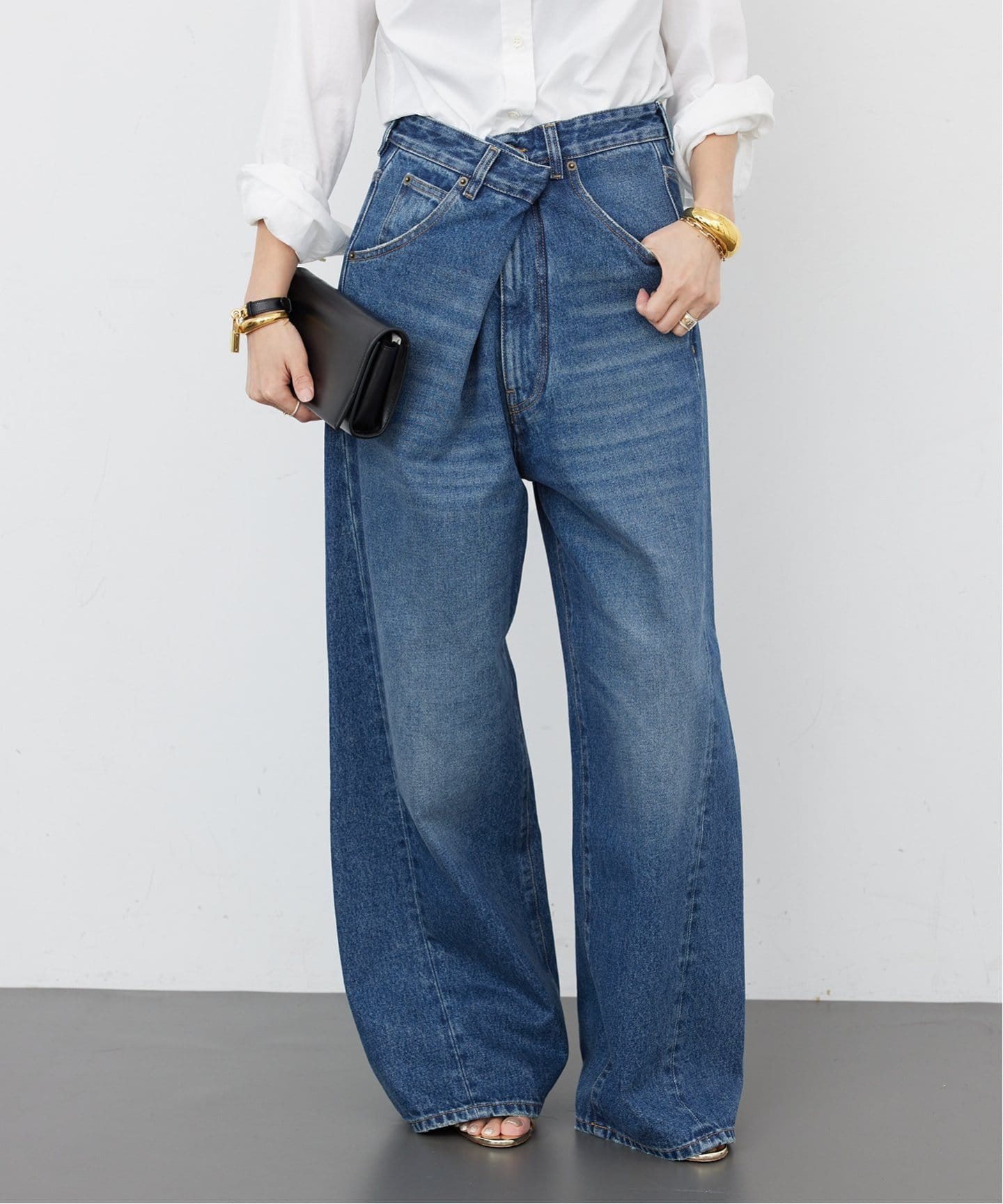 DARKPARKダークパーク INES MEDIUM WASH デニム 26 DARKPARK/ダークパーク】INES MEDIUM WASH デニム（デニムパンツ