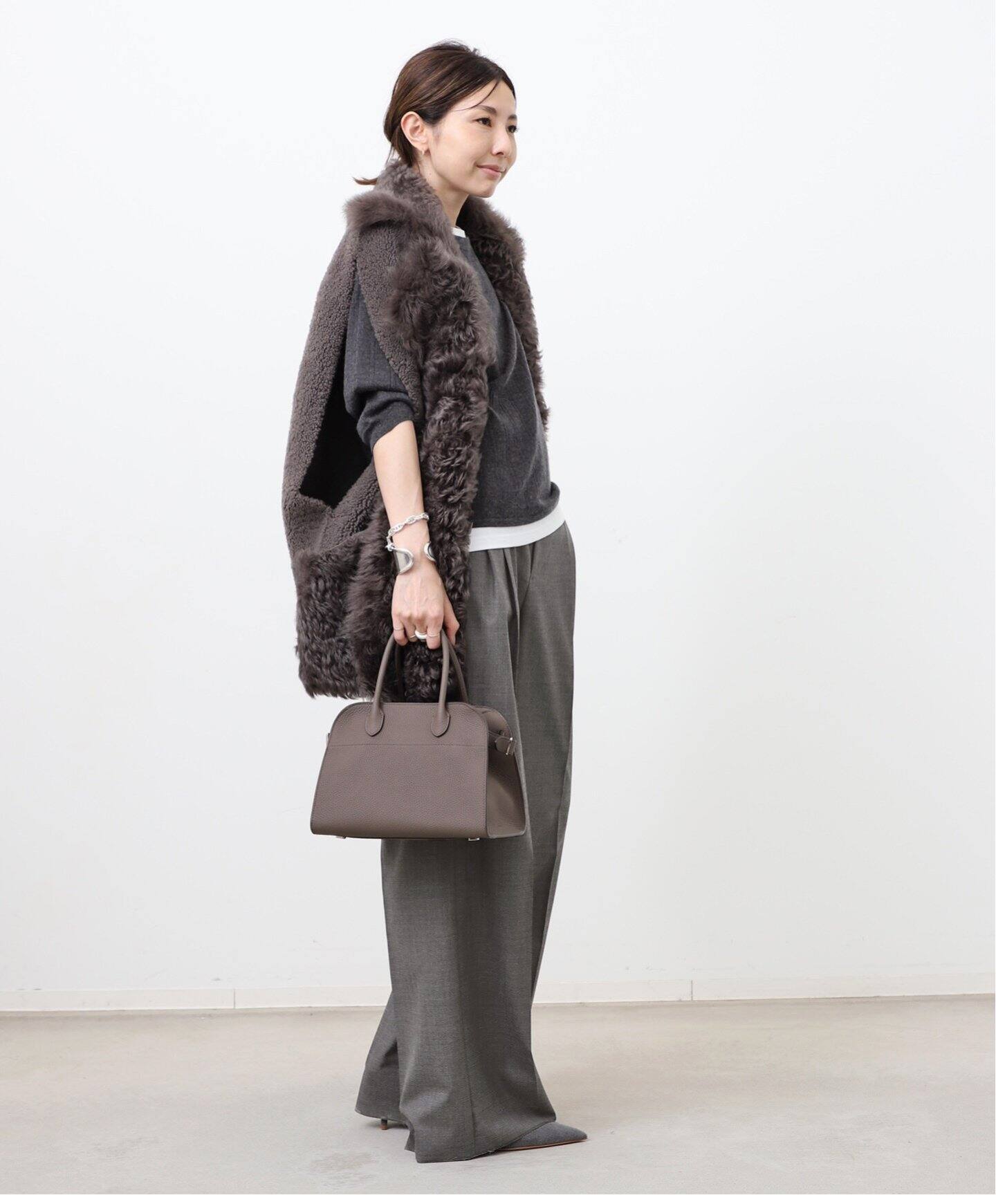 ウールトロタックワイドパンツ（スラックス）｜L 