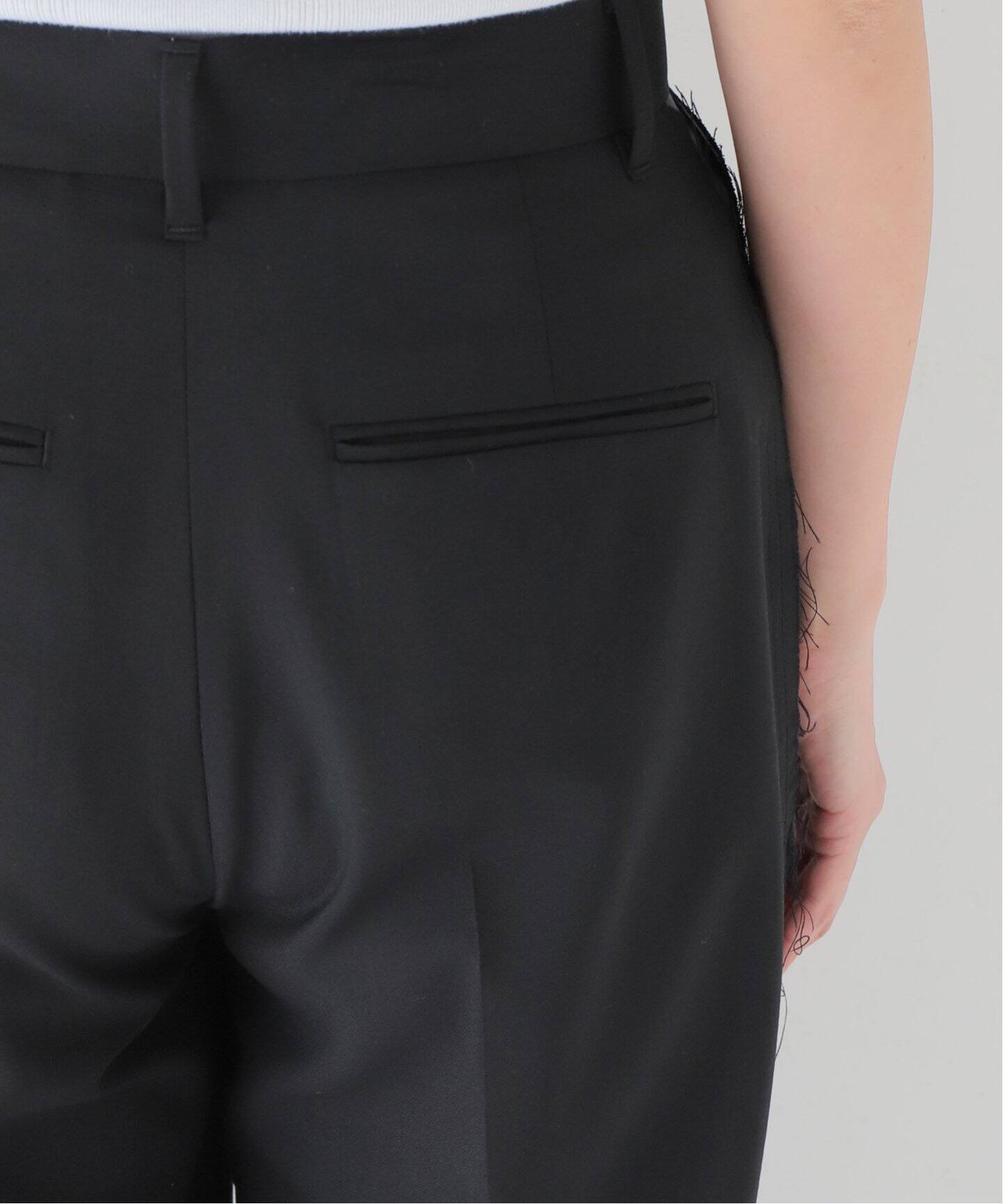 Side Line Tuck Wide Pants（スラックス）｜L'Appartement