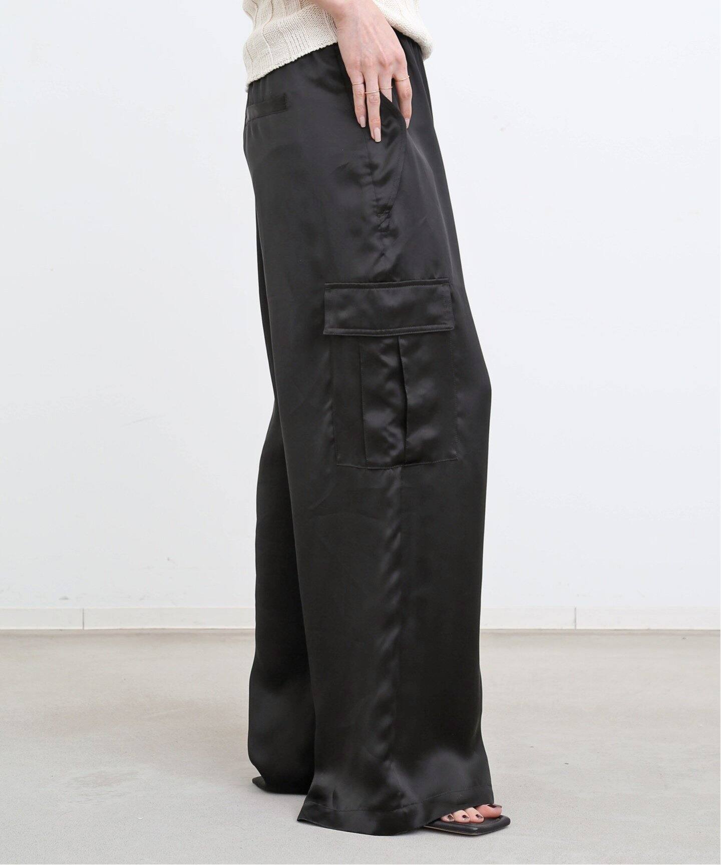 Drape Satin Cargo Pants（カーゴパンツ）｜L