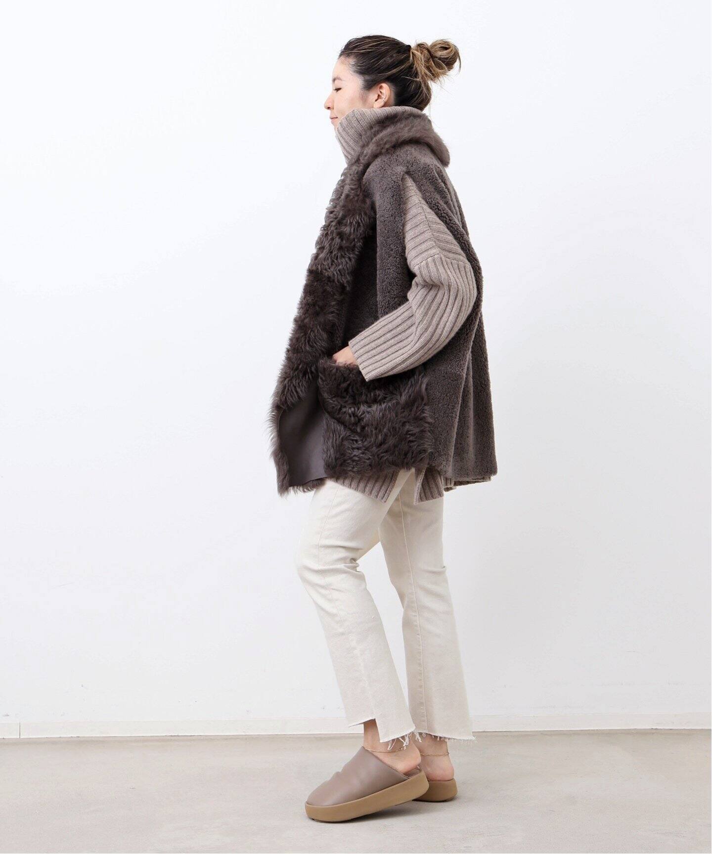 MOTHER/マザー】 THE INSIDER CROP STEP FRAY（デニムパンツ・ジーンズ  