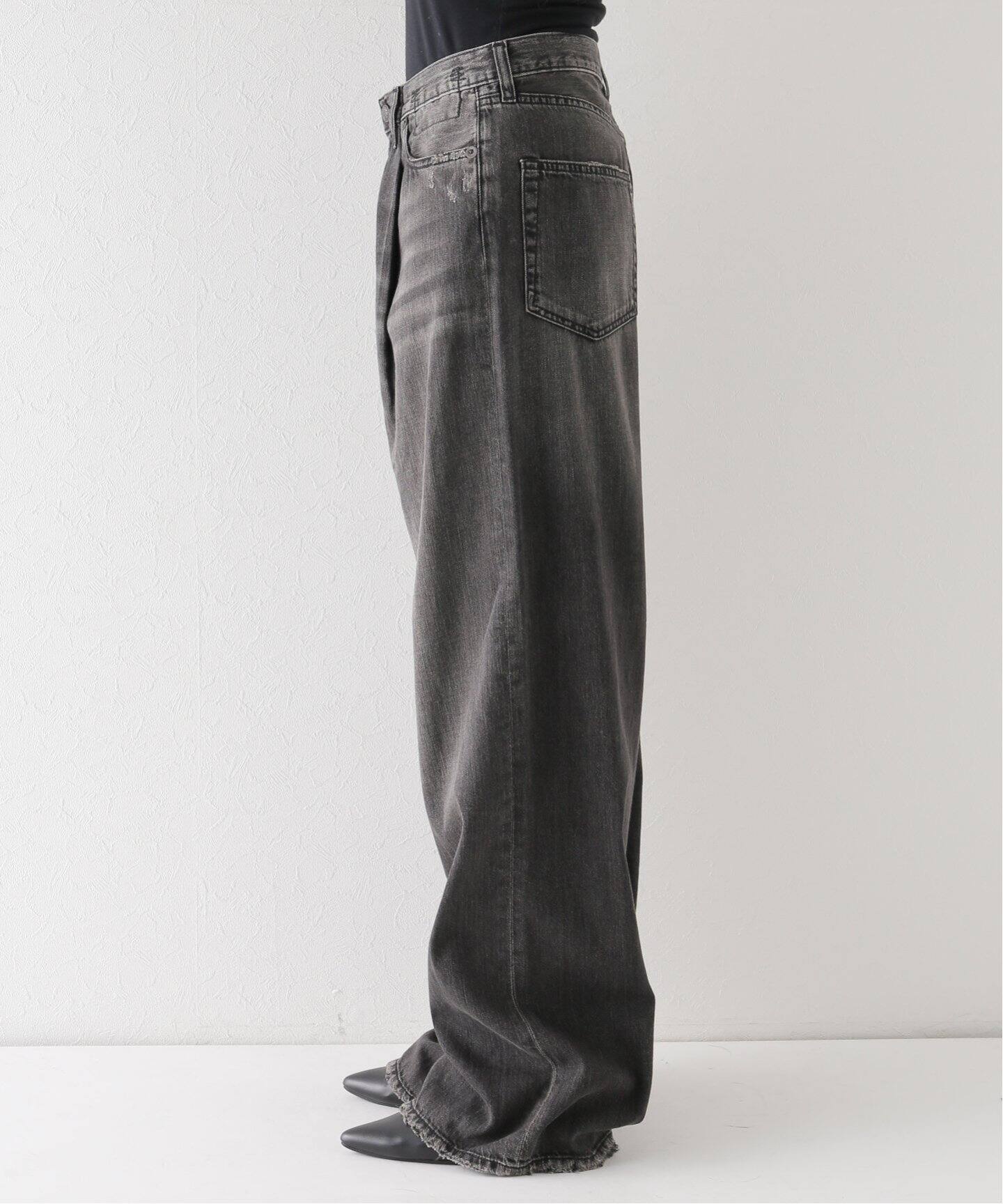 R13/アールサーティーン】DAMON PLEATED WIDE DENIM（デニムパンツ 