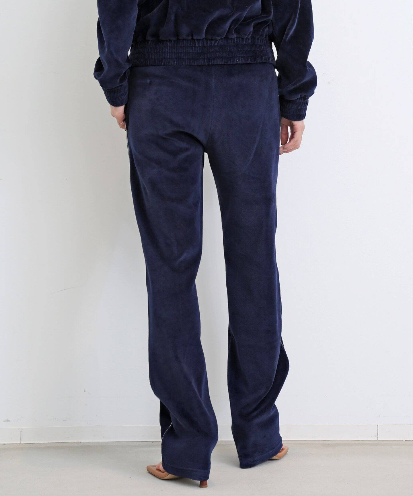 SPORTY&RICH/スポーティアンドリッチ】SPORTY VELOUR TRACK PANTS  