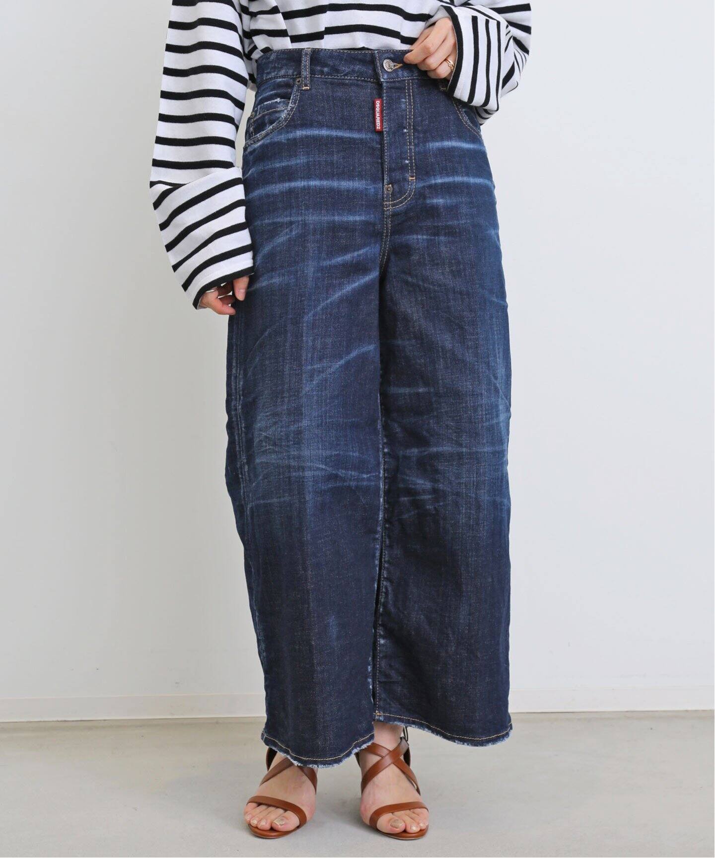 DSQUARED2/ディースクエアード】Jinny Jean（デニムパンツ・ジーンズ  