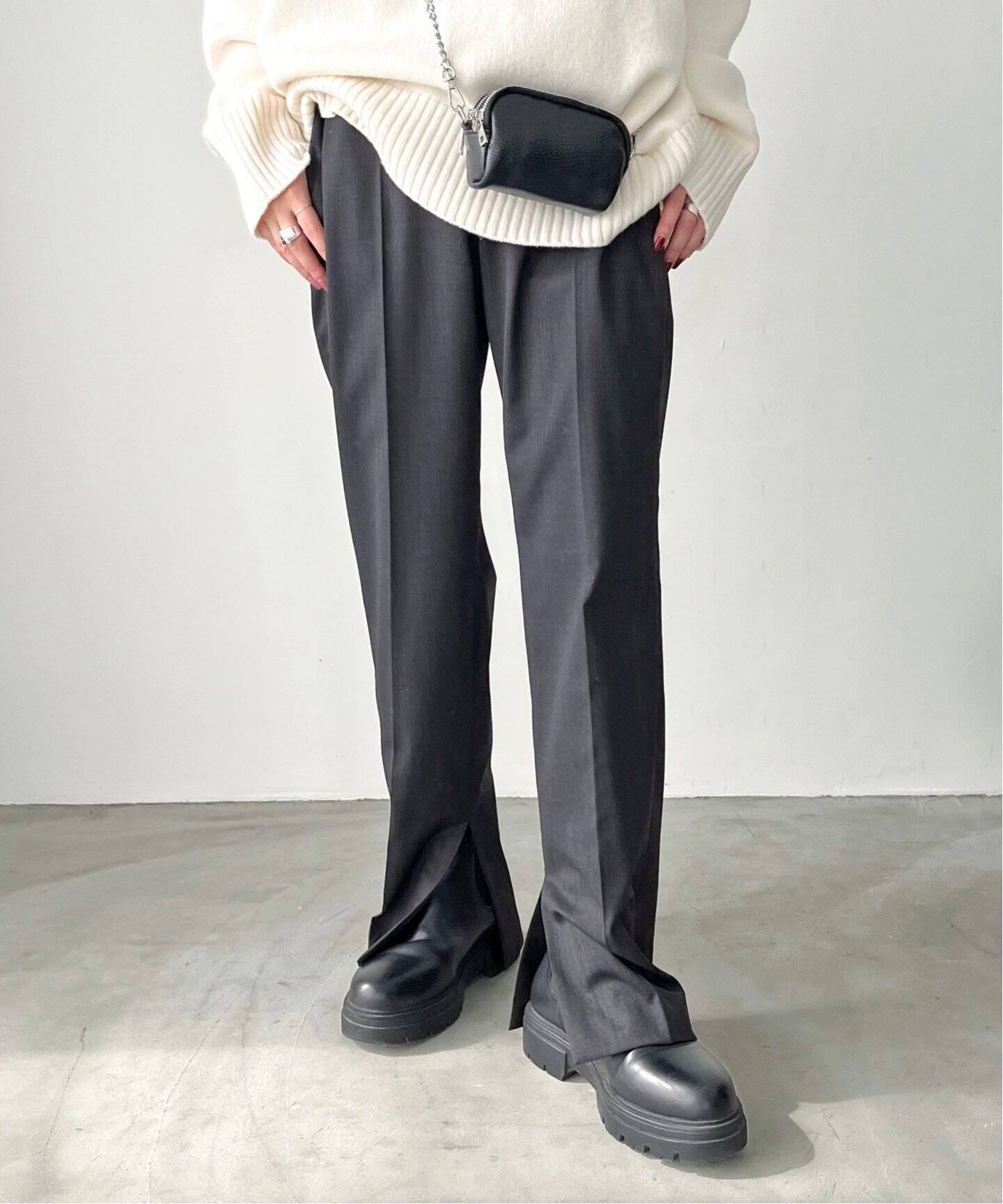 Wool polyester Inside slit Pants（スラックス）｜AP STUDIO 