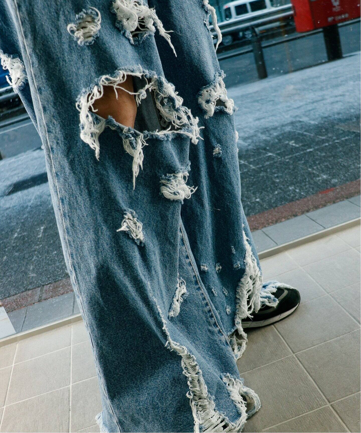 doublet / ダブレット】DESTROYED DENIM PANTS（デニムパンツ 