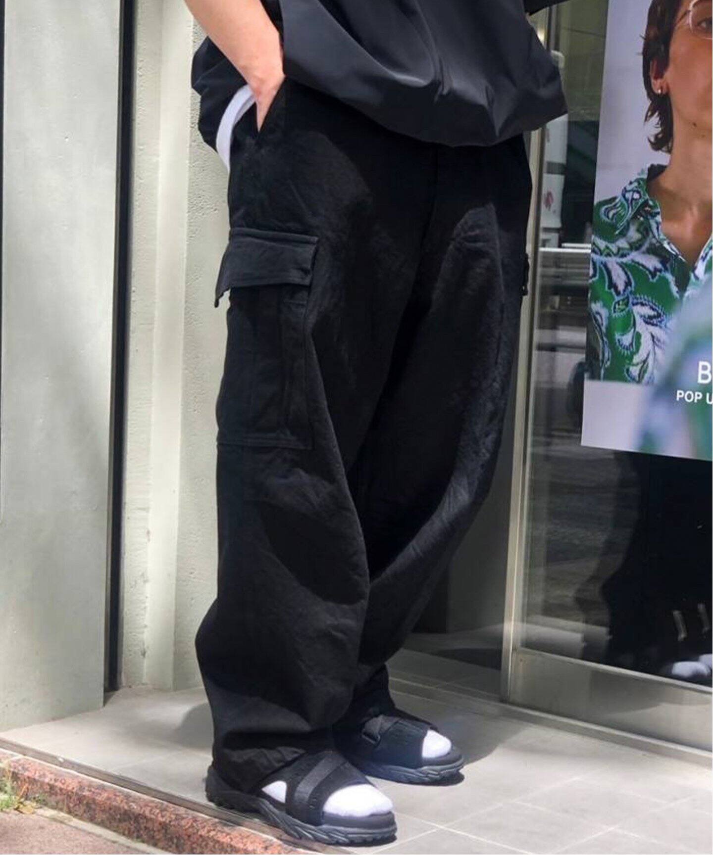 comoli / コモリ】ブラックデニム B.D.Uパンツ（カーゴパンツ）｜WISM  