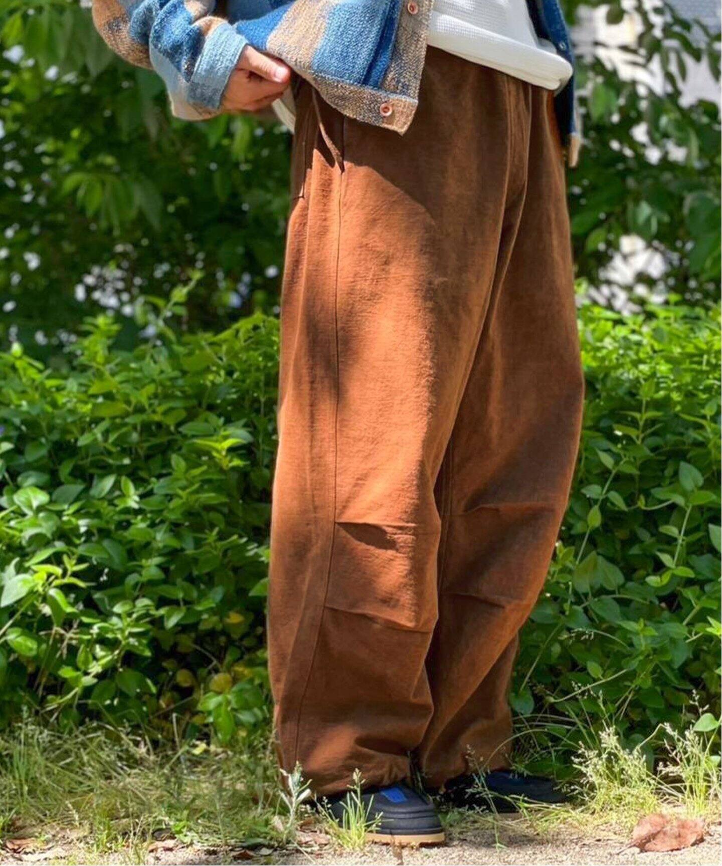 STORY mfg. / ストーリーエムエフジー.】PACO PANTS BARK BROWN SLUB 