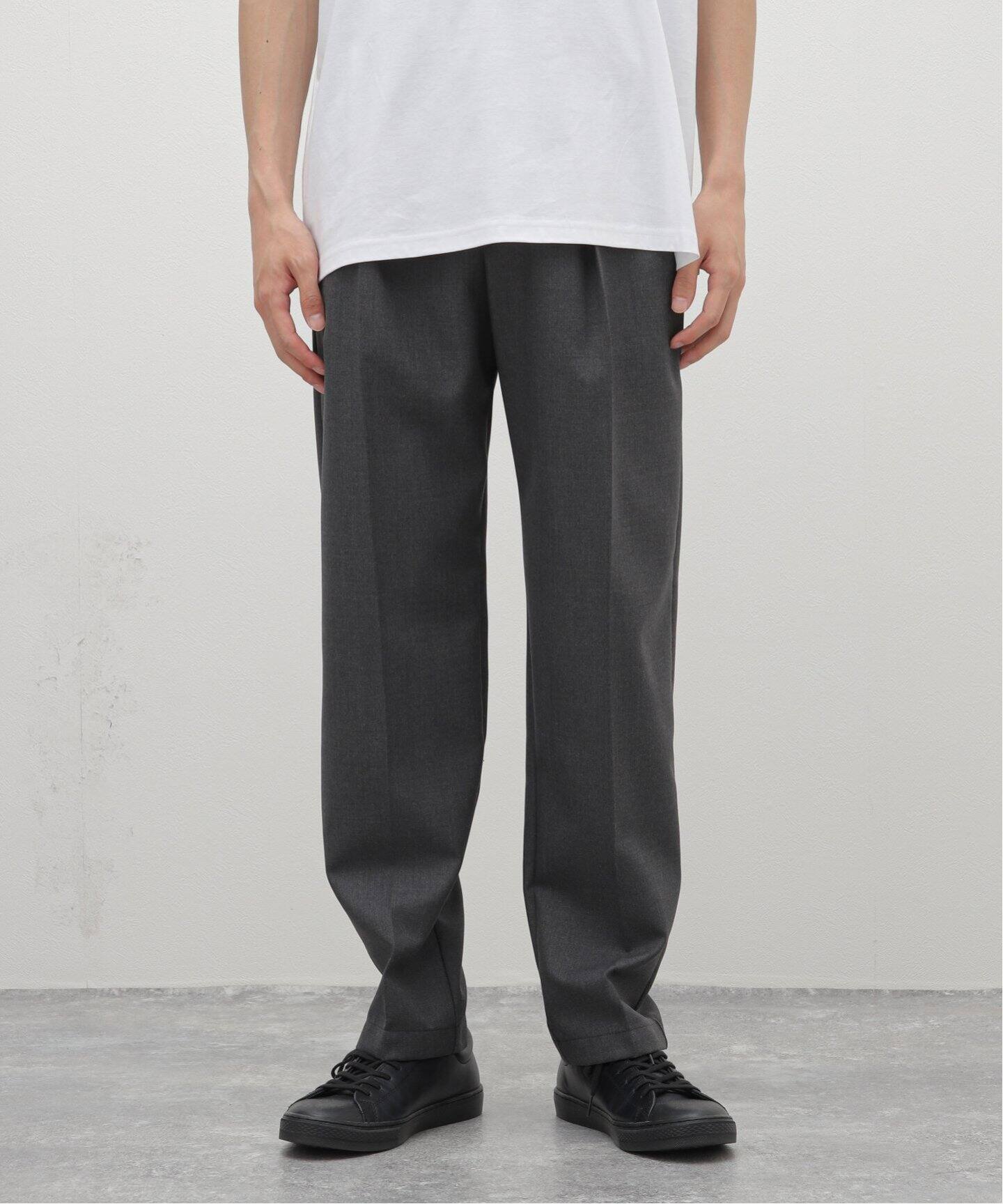 新品／完売品】LEMAIRE ルメール ONE PLEAT PANTS - メルカリ｜ワイド  