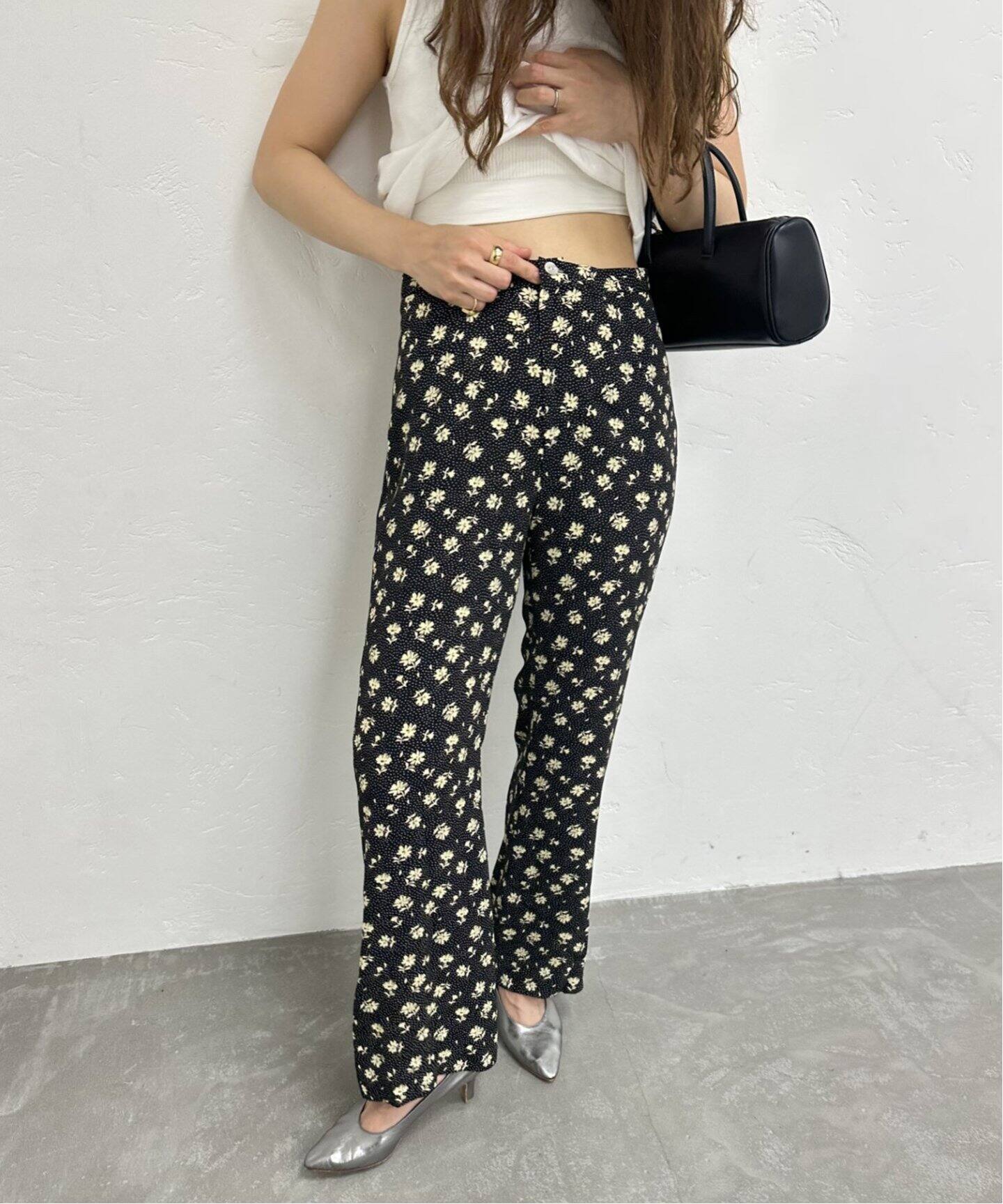 ヴィンテージフラワー フレアーパンツ（その他パンツ）｜EDIT.FOR LULU  