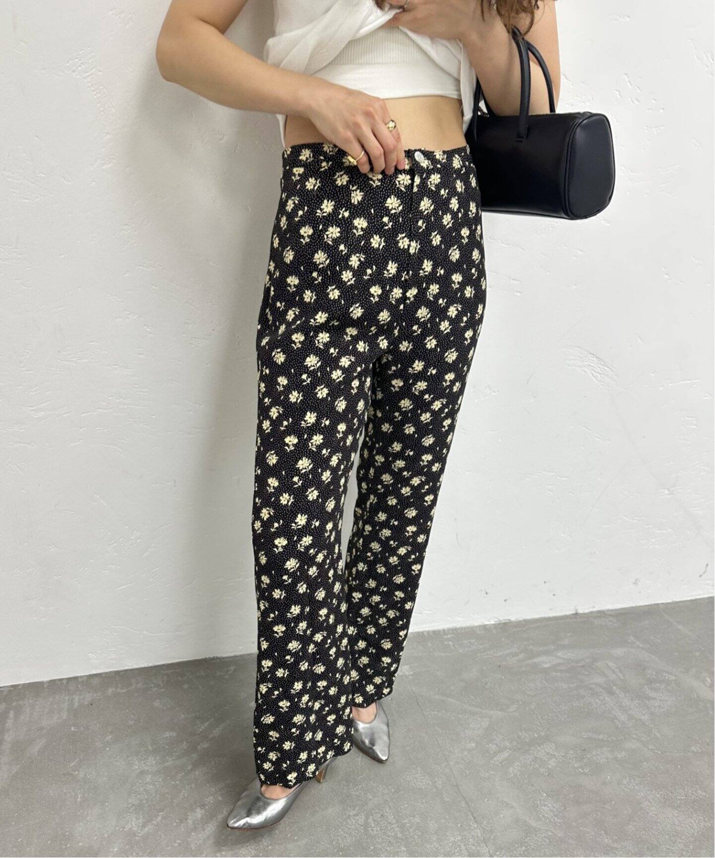 ヴィンテージフラワー フレアーパンツ（その他パンツ）｜EDIT.FOR LULU  