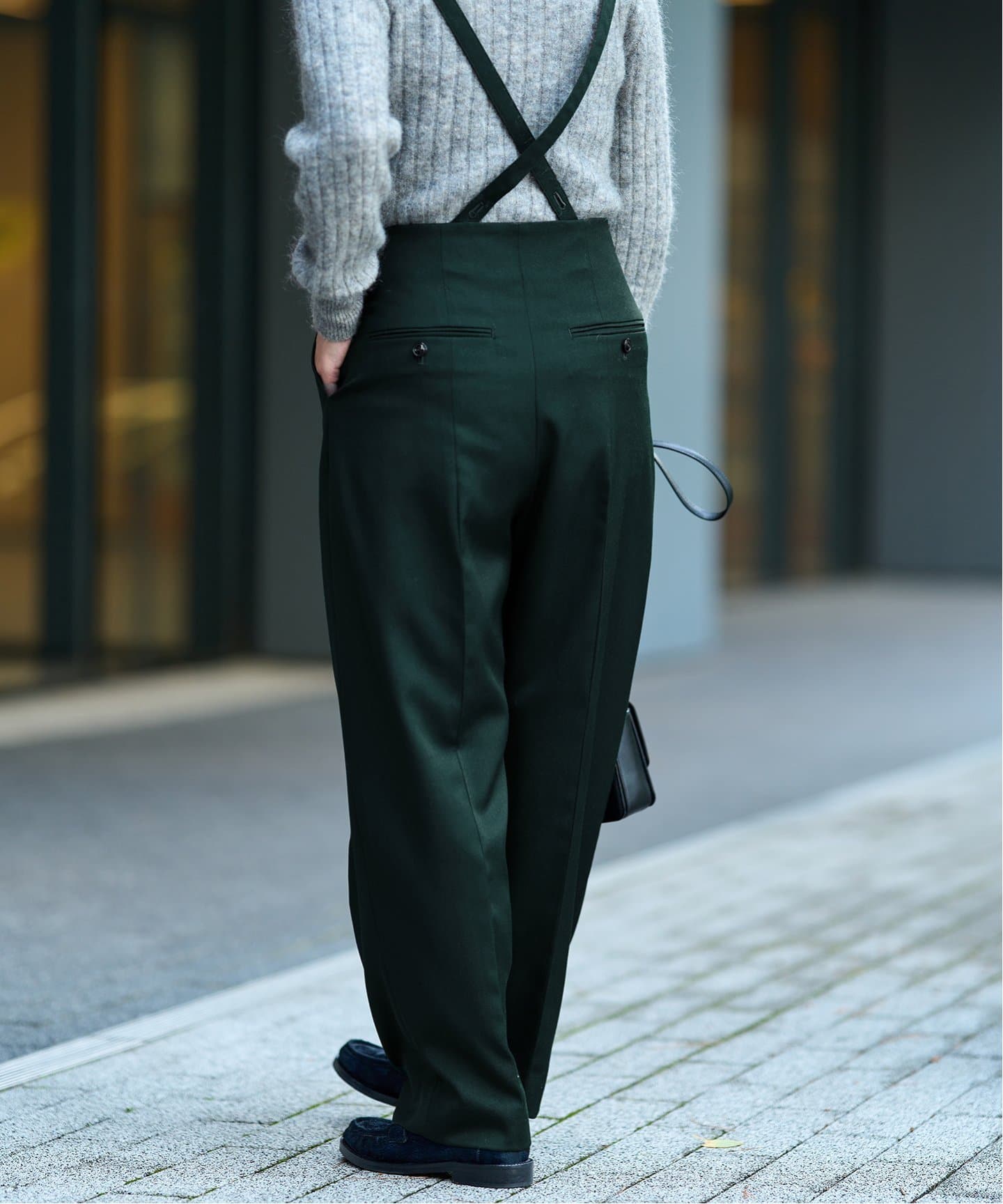 トリコチンサスペンダーパンツ（スラックス）｜IENA（イエナ）の