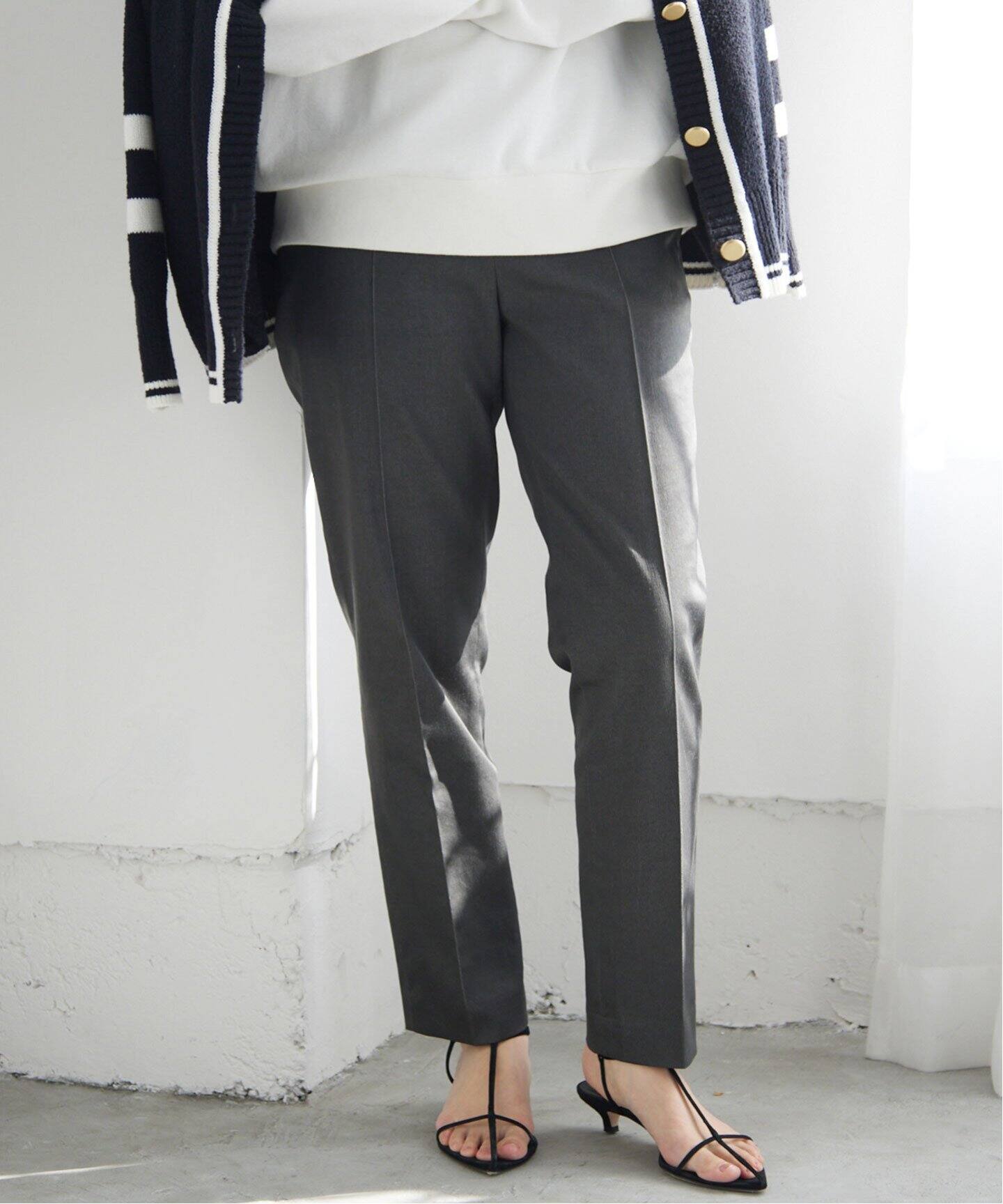 追加》シャンブレーサテンストレッチパンツ（スラックス）｜IENA  