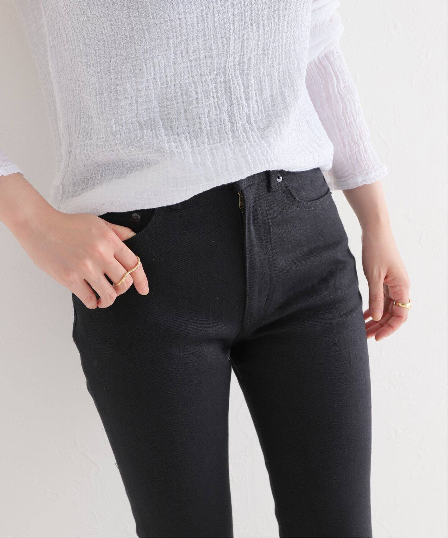 【MADISONBLUE/マディソンブルー】HEM CUT SLIM FLARE DENIM（デニムパンツ・ジーンズ）｜IENA（イエナ）の