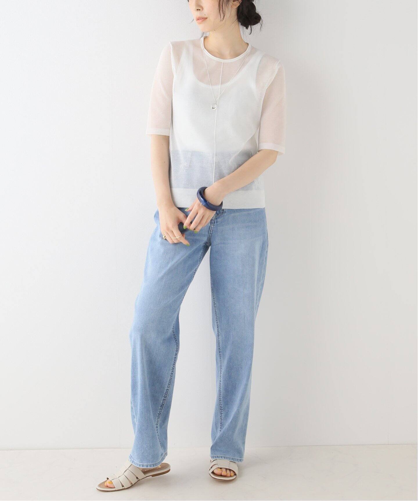 ヤヌークLEA リアリーライト26 