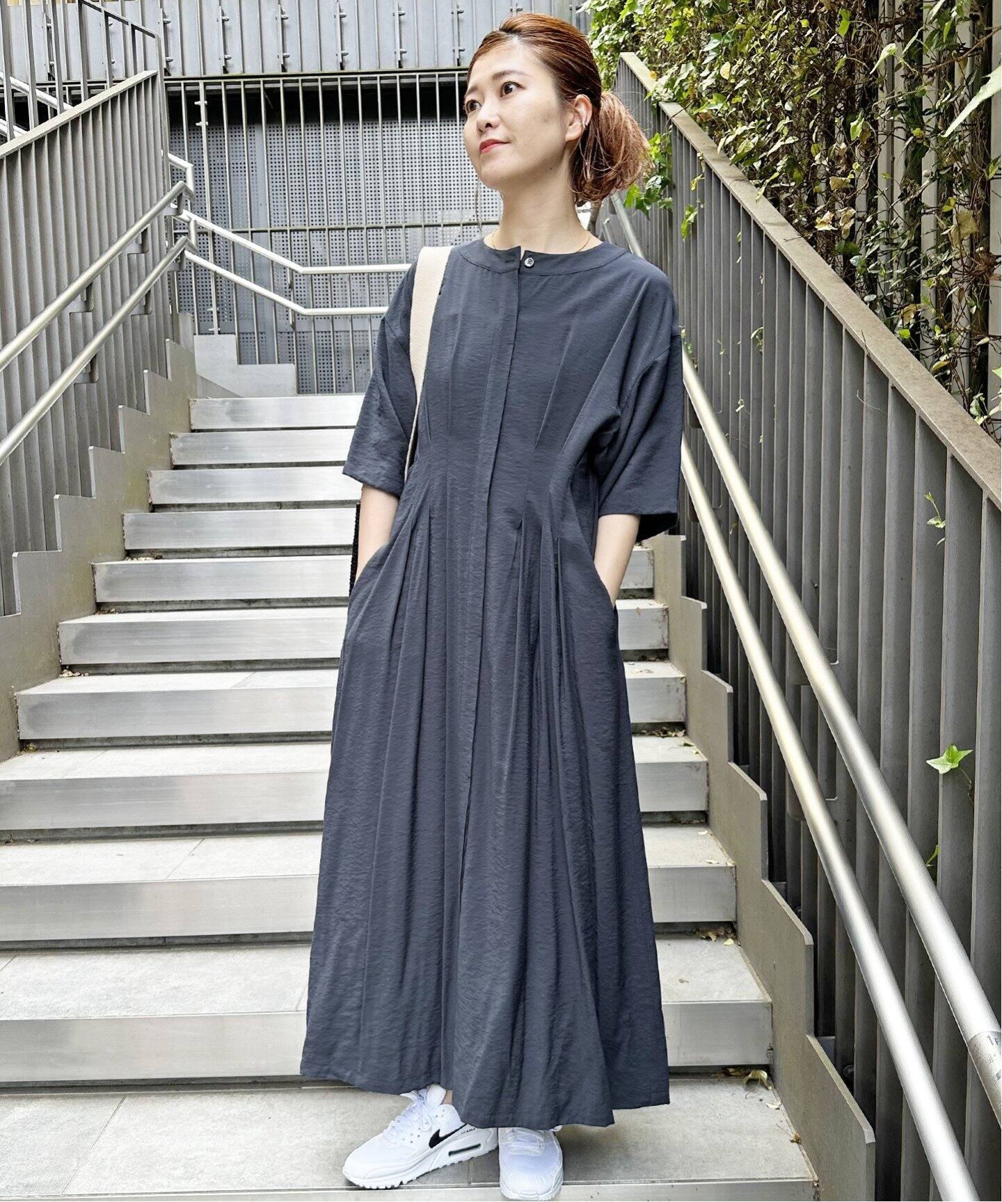 スパンドビーフィットフレアータックワンピース（ワンピース）｜Spick  