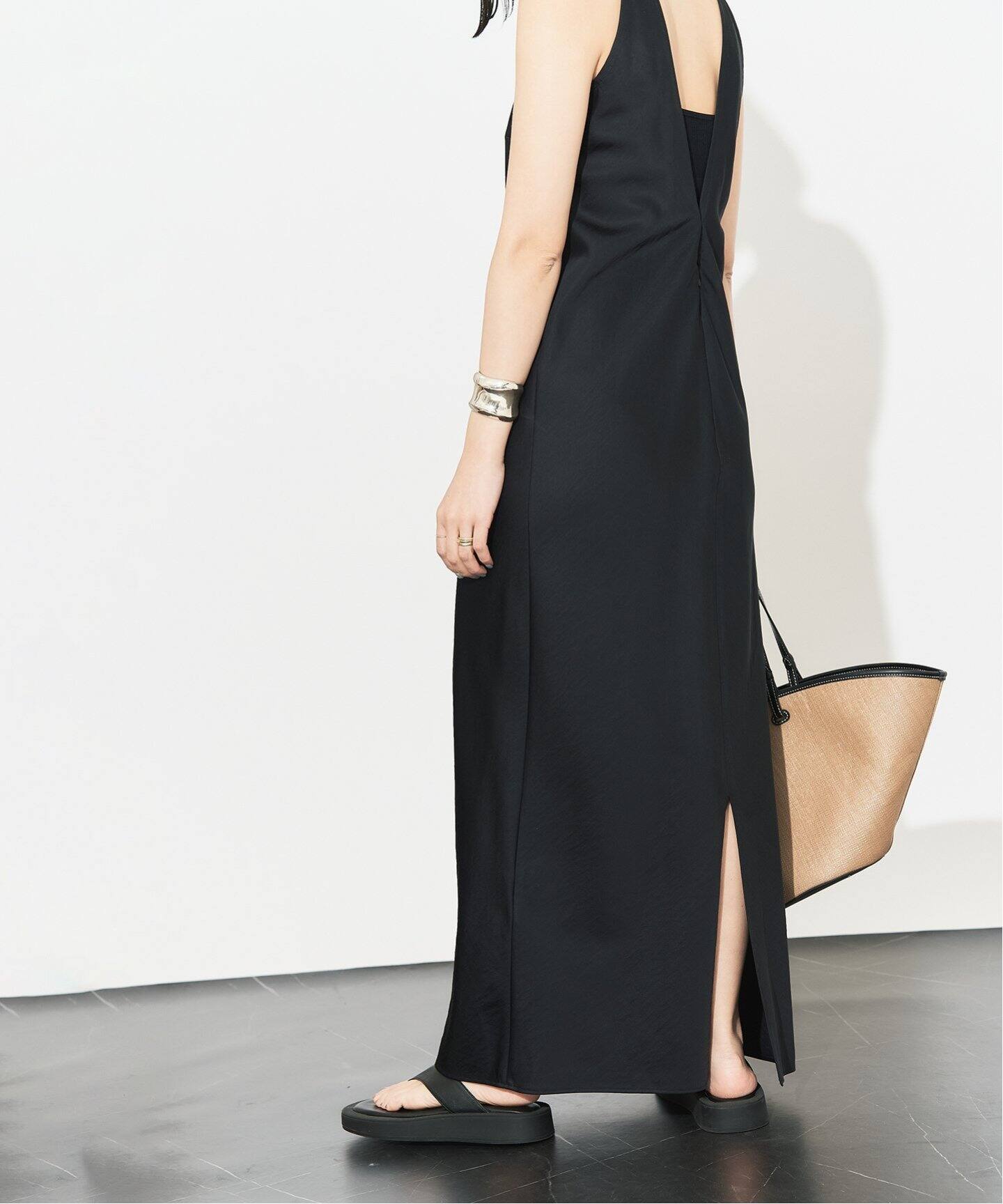 HARDY NOIRヘビーサテンドロストワンピース