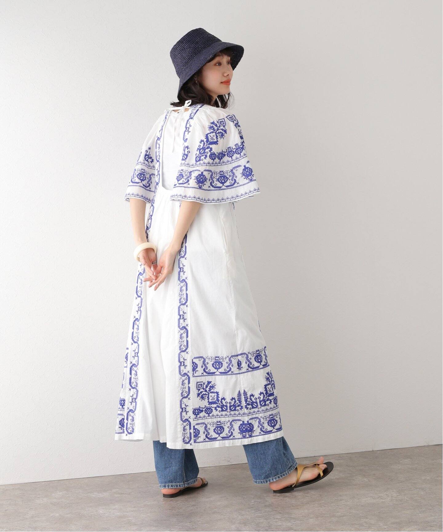 SARA MALLIKA/サラマリカ】コットンエンブロイダリーバックオープン  