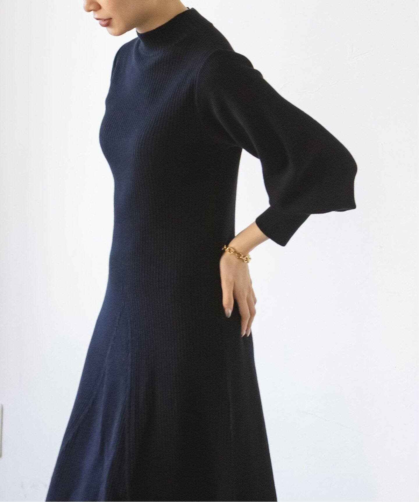 パフスリーブニットワンピース（ニットワンピース）｜NOBLE（ノーブル  