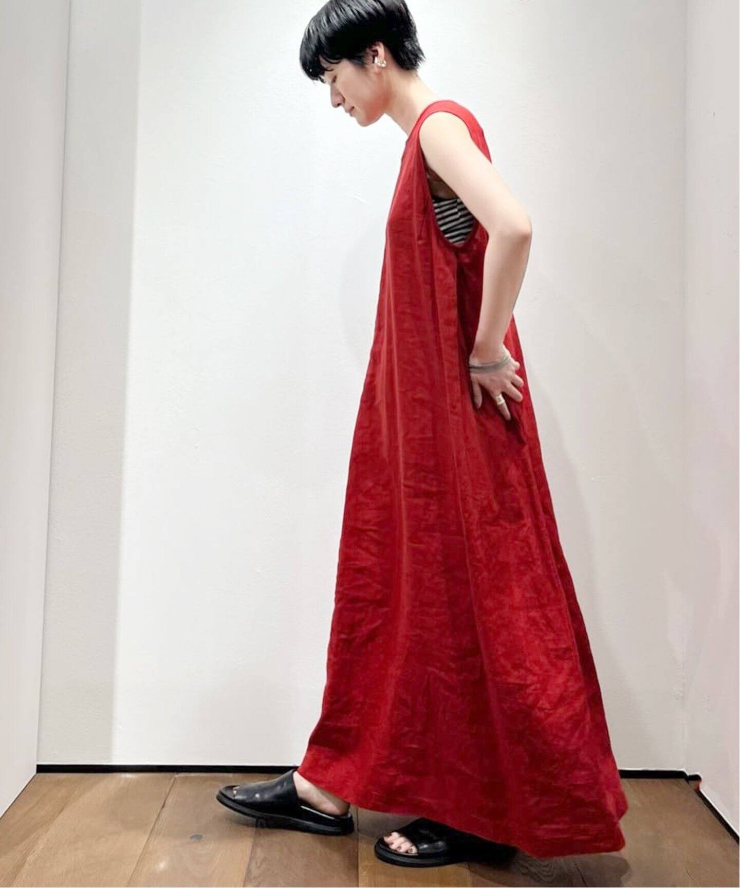 リネンキャンバスノースリーブワンピース（ワンピース）｜journal  