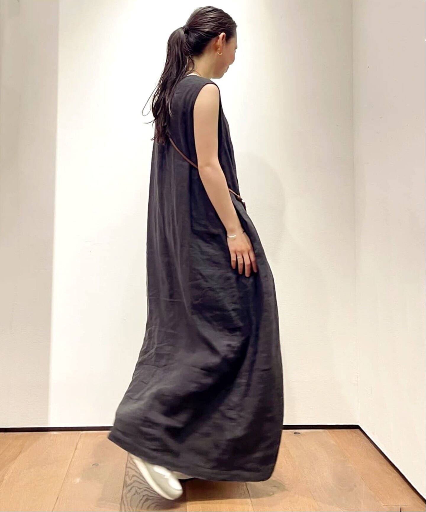 リネンキャンバスノースリーブワンピース（ワンピース）｜journal  