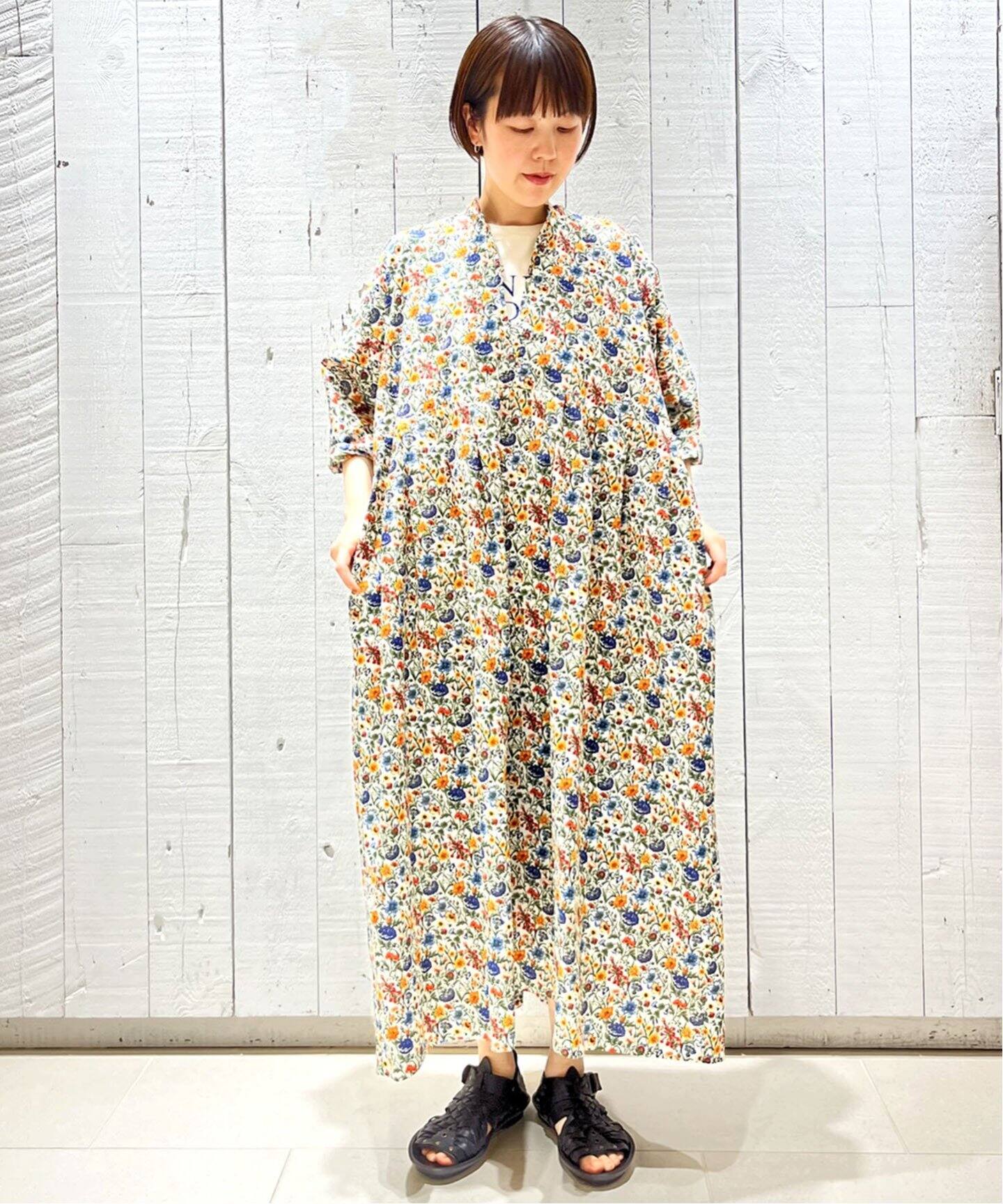 リバティローンフラワー ampleプルワンピース（ワンピース）｜journal  