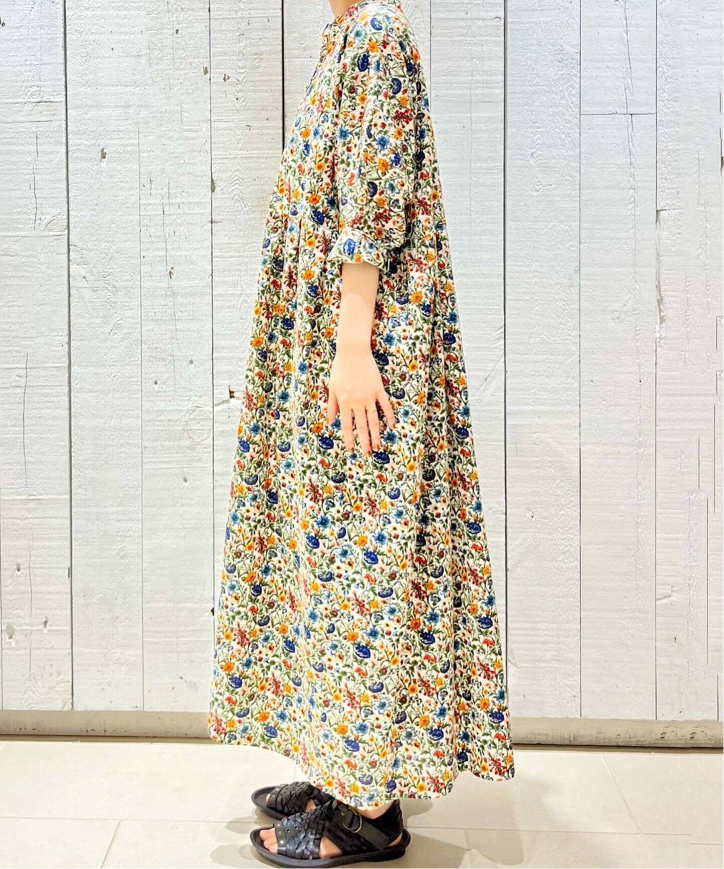 リバティローンフラワー ampleプルワンピース（ワンピース）｜journal  