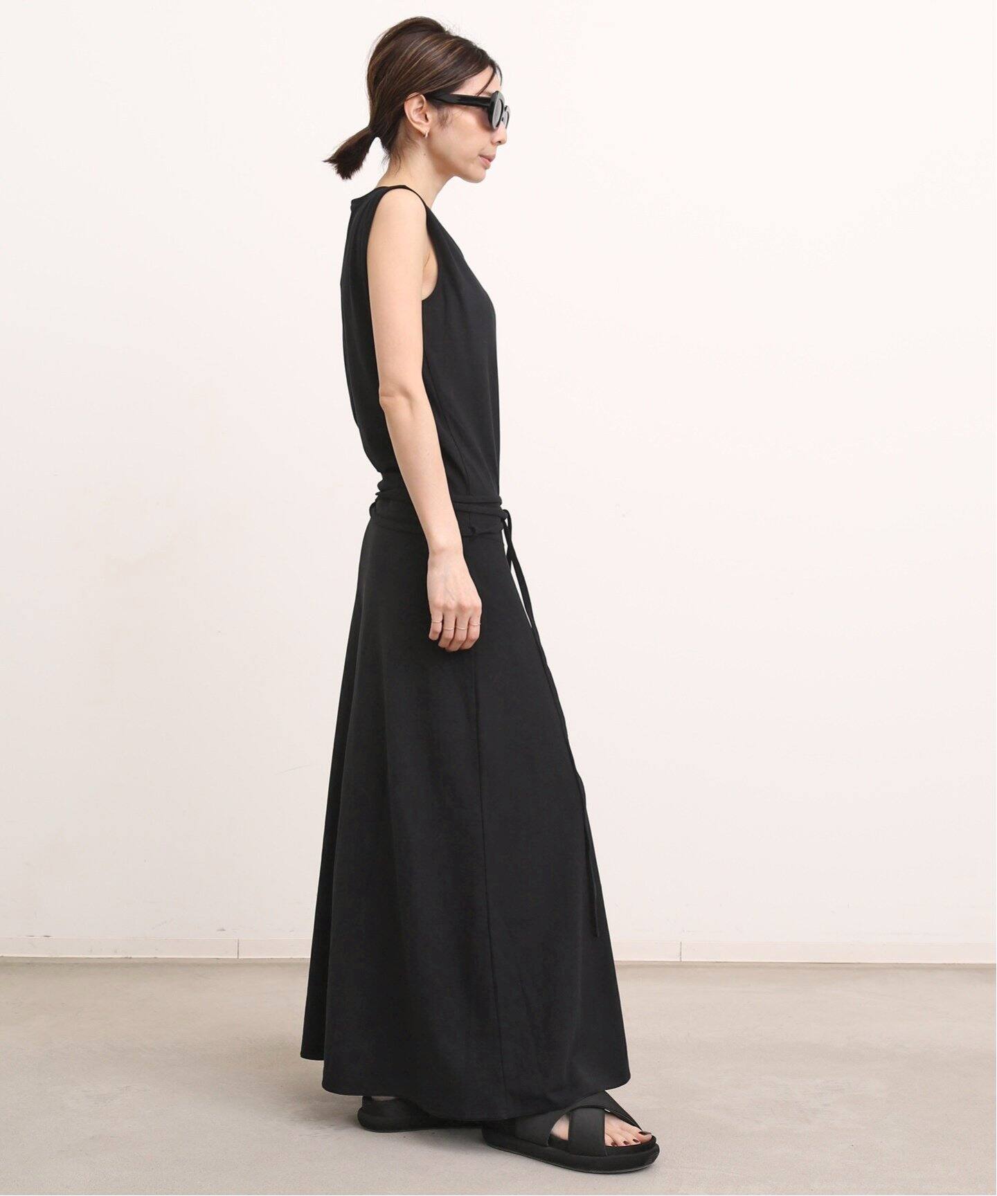 LEMAIRE/ルメール】BELTED CREPE SLEEVELESS DRESS（ワンピース）｜L  