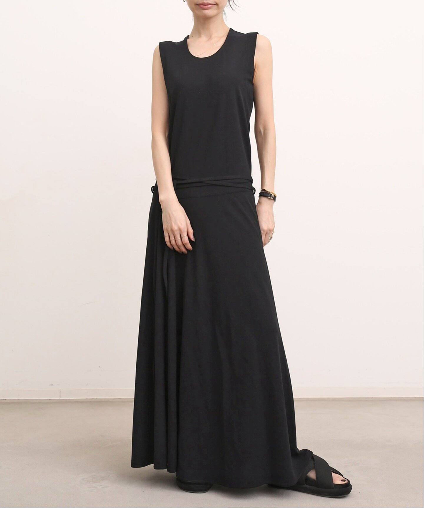 LEMAIRE/ルメール】BELTED CREPE SLEEVELESS DRESS（ワンピース）｜L  