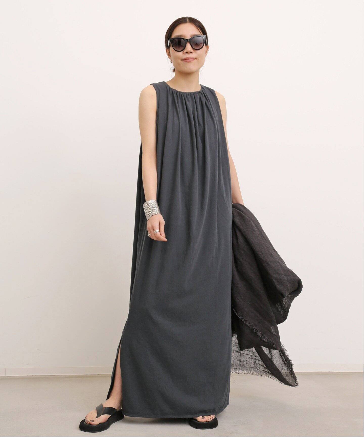 タグ付き新品GREYCHORD/グレーコード NOSLEEVE ONEPIECE