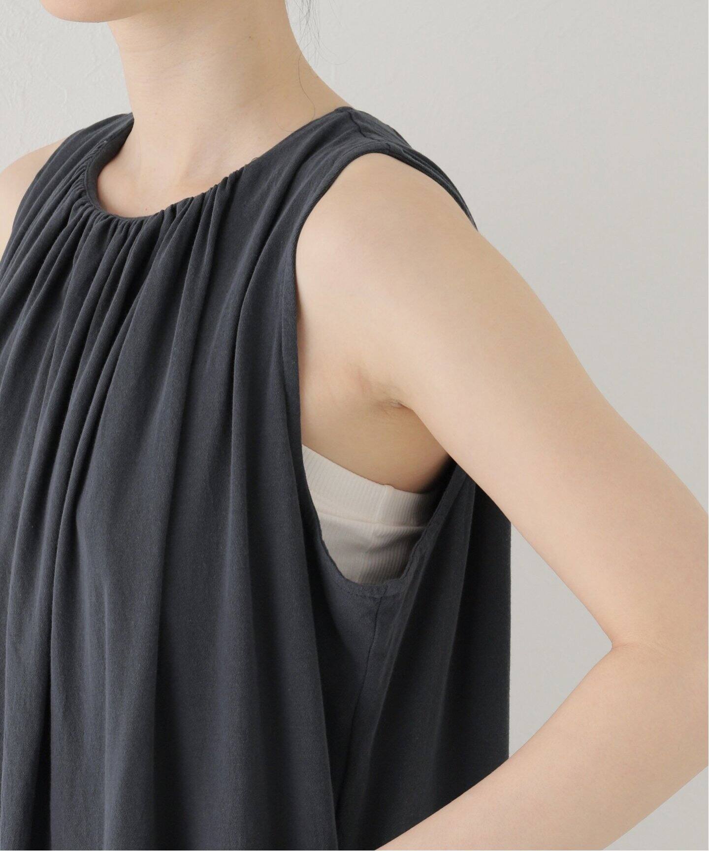 GREYCHORD/グレーコード】 NOSLEEVE ONEPIECE（ワンピース）｜L  