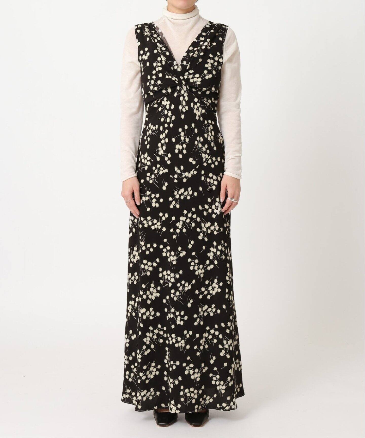 モノトーンフラワー ツイストネックマキシドレス（ワンピース）｜EDIT  