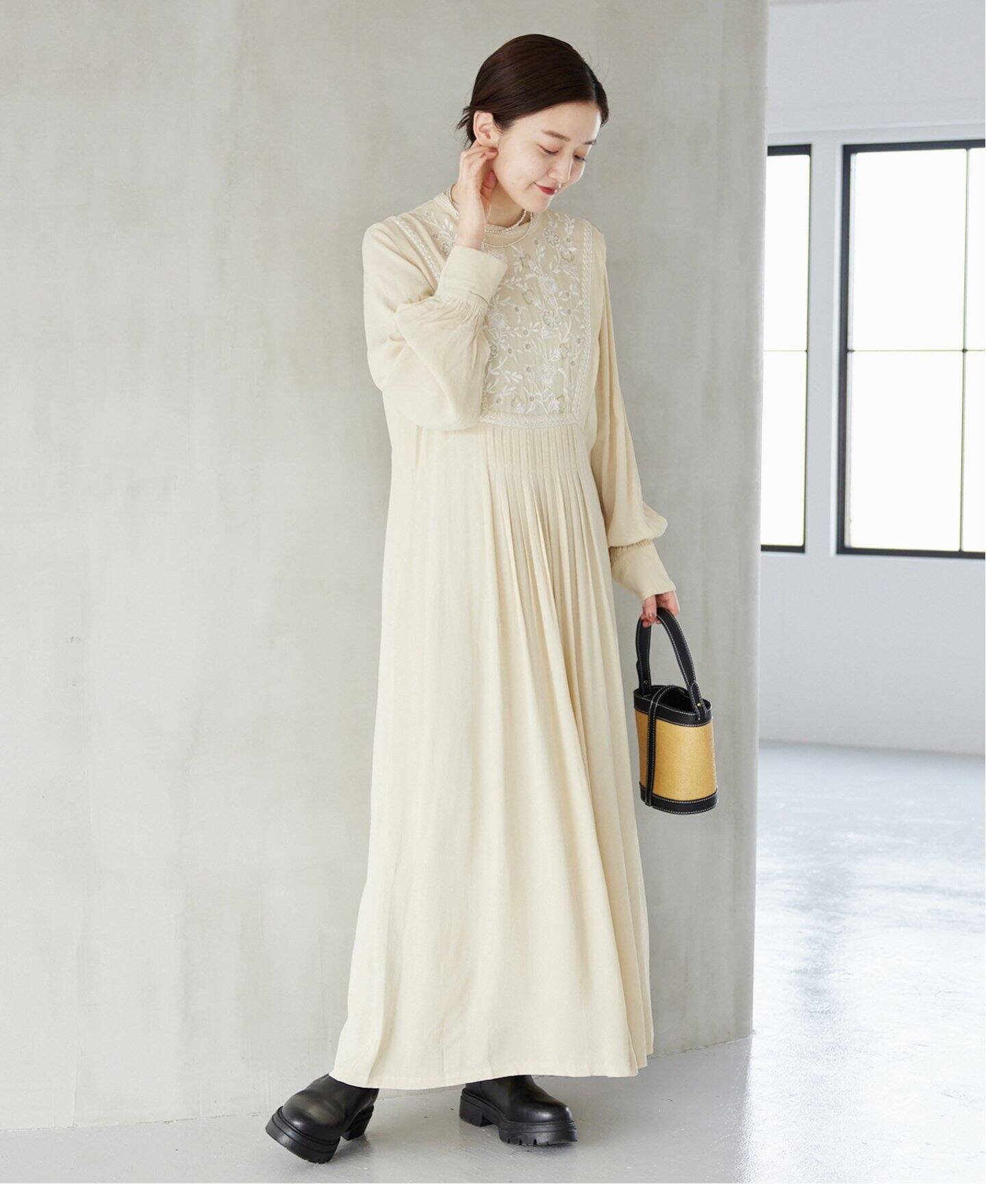 ne Quittez pas(ヌキテパ)】FLOWER EMB DRESS ドレス（ワンピース 