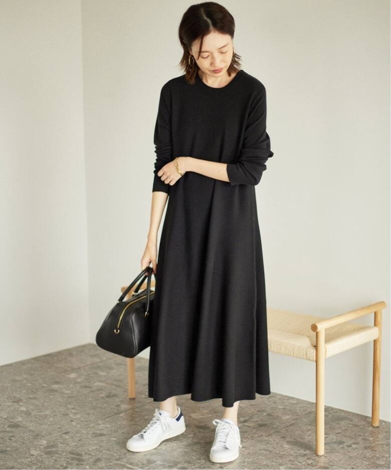 ウォッシャブルフレアワンピース（ニットワンピース）｜SLOBE IENA  