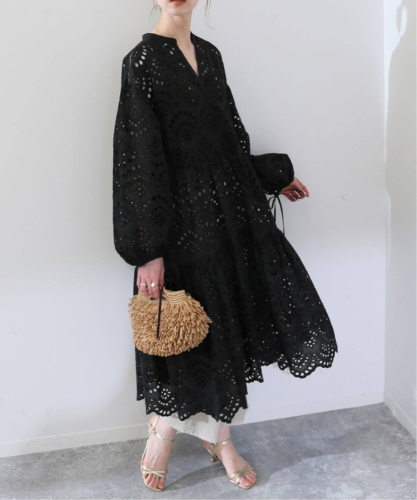 コットンエンブロイダリーティアードワンピース（ワンピース）｜SLOBE  