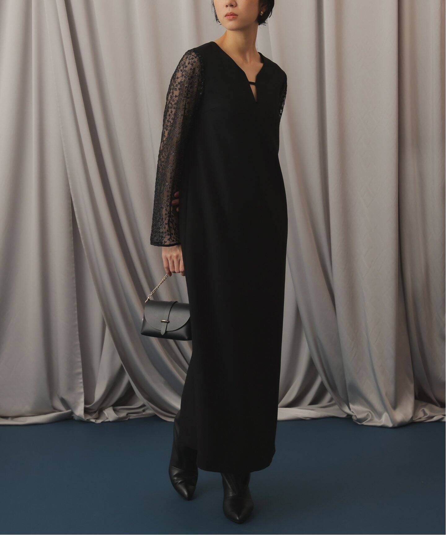 habiスパンコールレーススリーブドレス（ワンピース）｜SLOBE IENA  