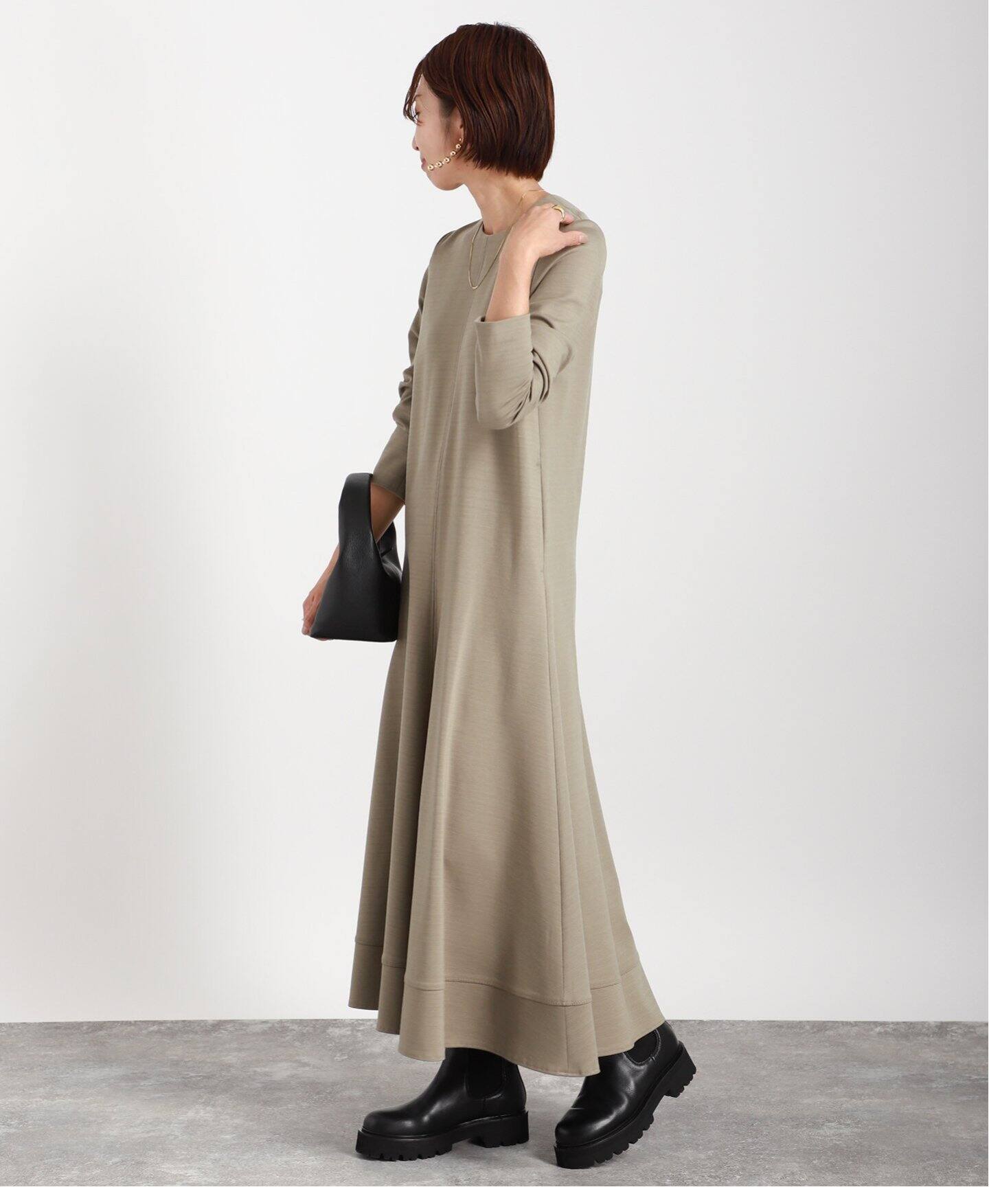 ポンチクルーネックワンピース（ワンピース）｜VERMEIL par iena  