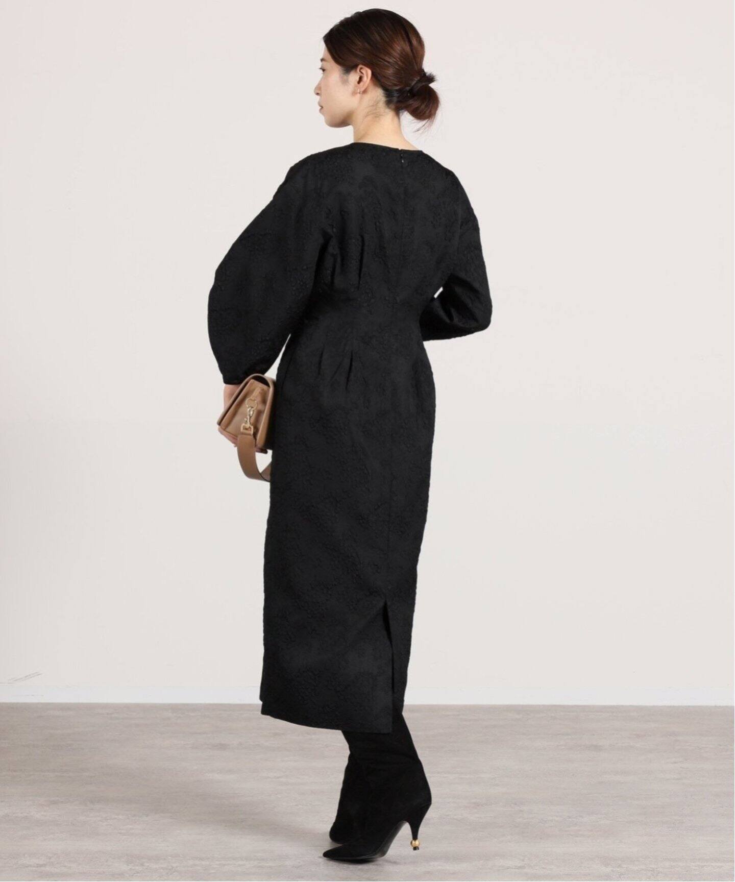 追加》ジャガードウエストシェイプワンピース（ワンピース）｜VERMEIL  