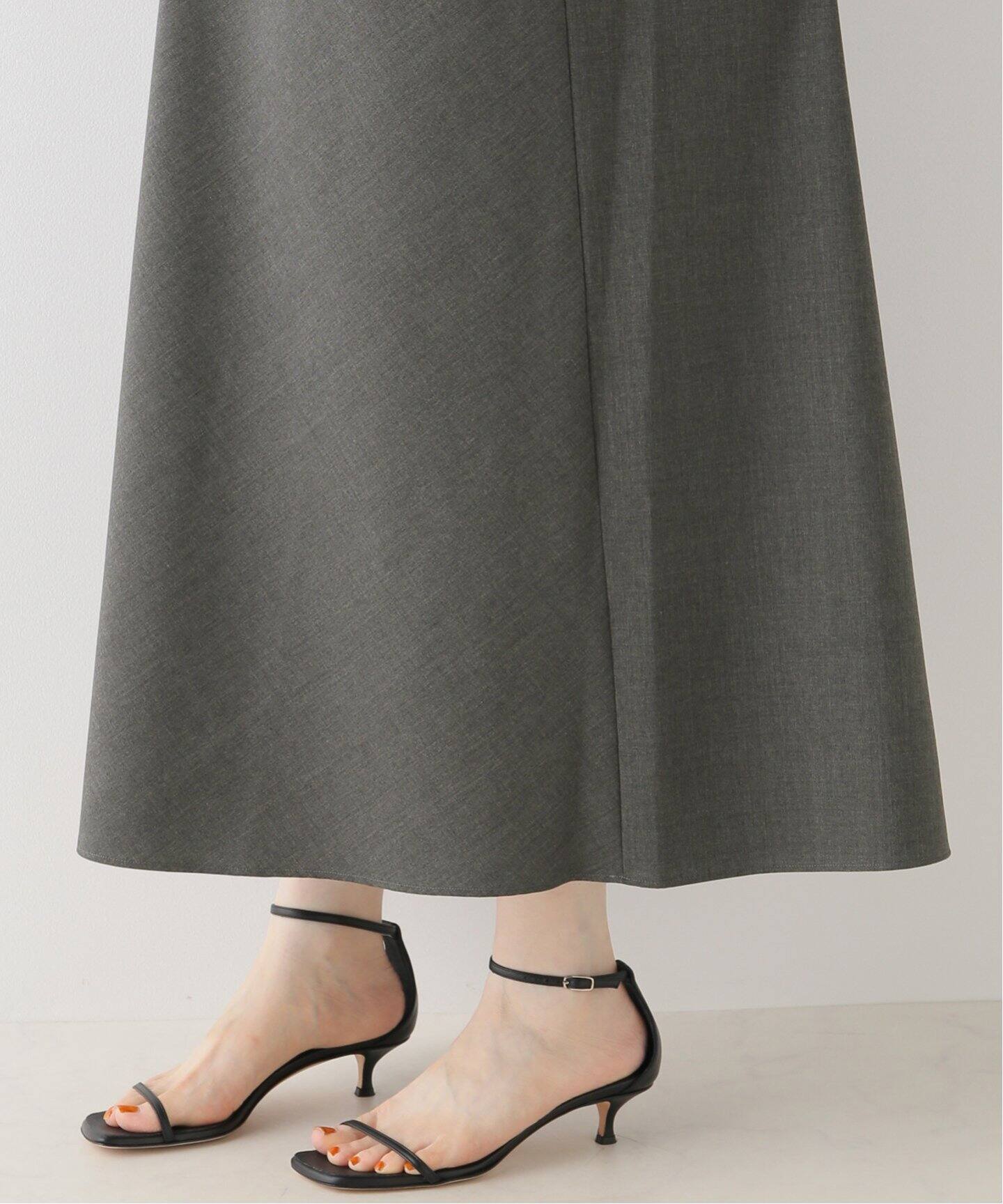 60%オフ在庫1点【新品】 ATON シルクデシンキャミマキシ 定価53900円