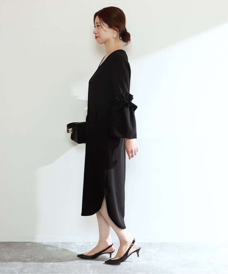 Room no.8 BLACK/ルームエイトブラック】MAT SATIN FRILL/S V/N DRESS 