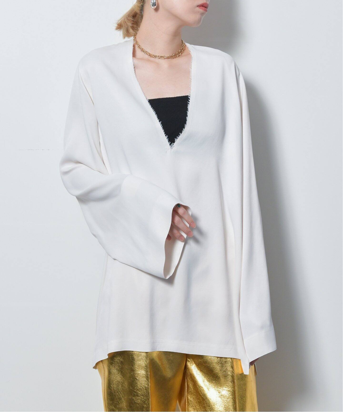 V NECK SATIN ブラウス（シャツ／ブラウス）｜CITYSHOP（シティ 