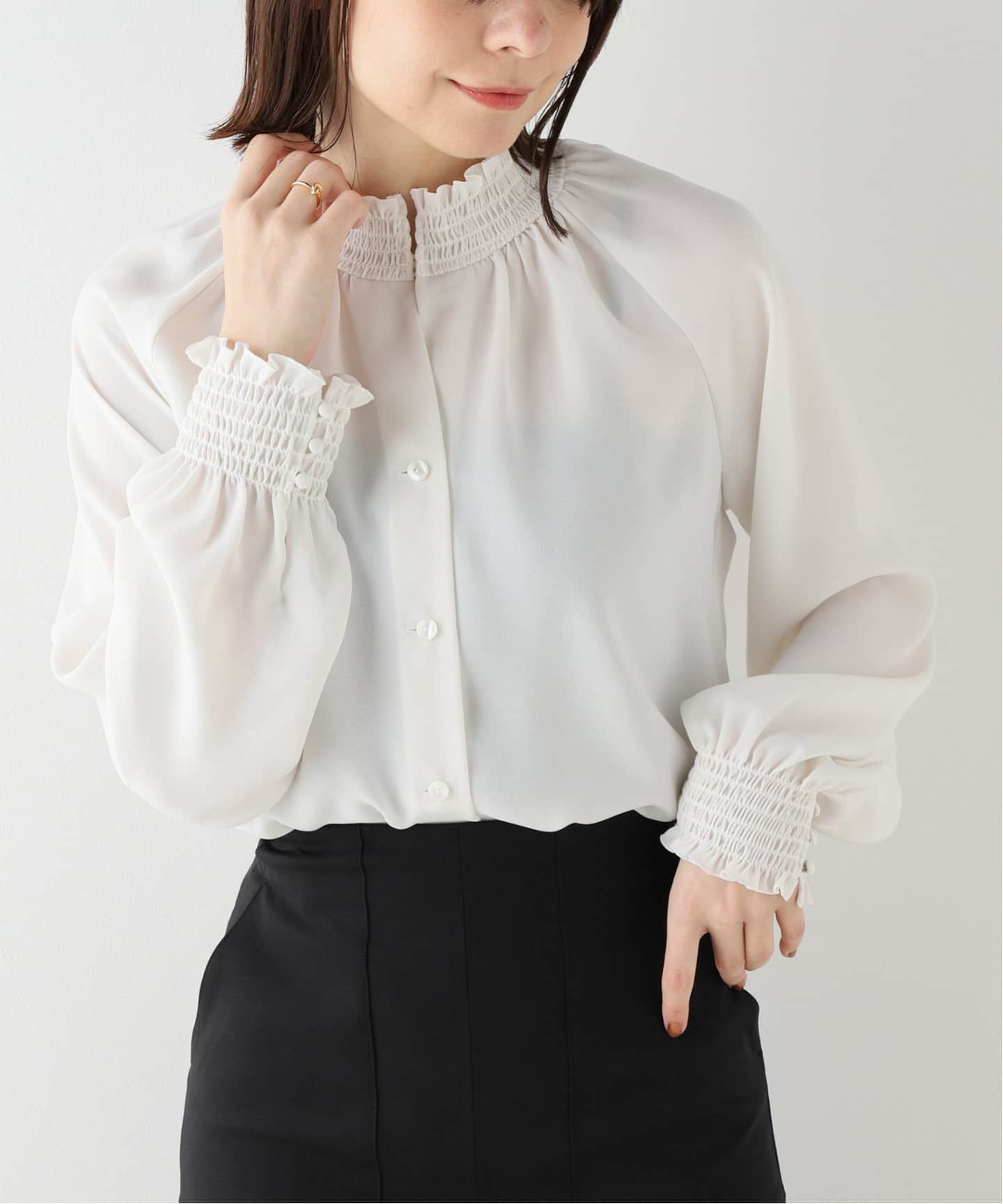 La Totalite シャーリングスキッパーシャツ シャーリングスキッパーシャツ（シャツ／ブラウス）｜La