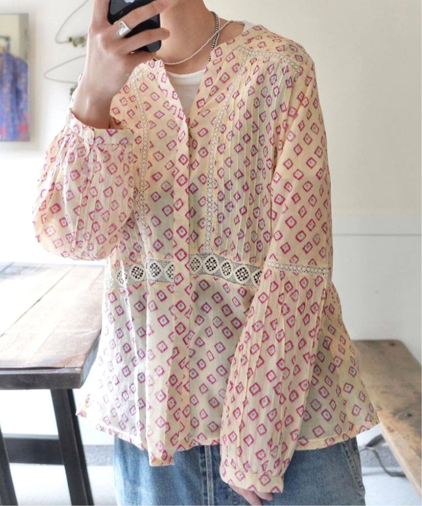 MAISON HOTEL / メゾンホテル】 PINTUCK V/N OPEN BLOUSE（シャツ 