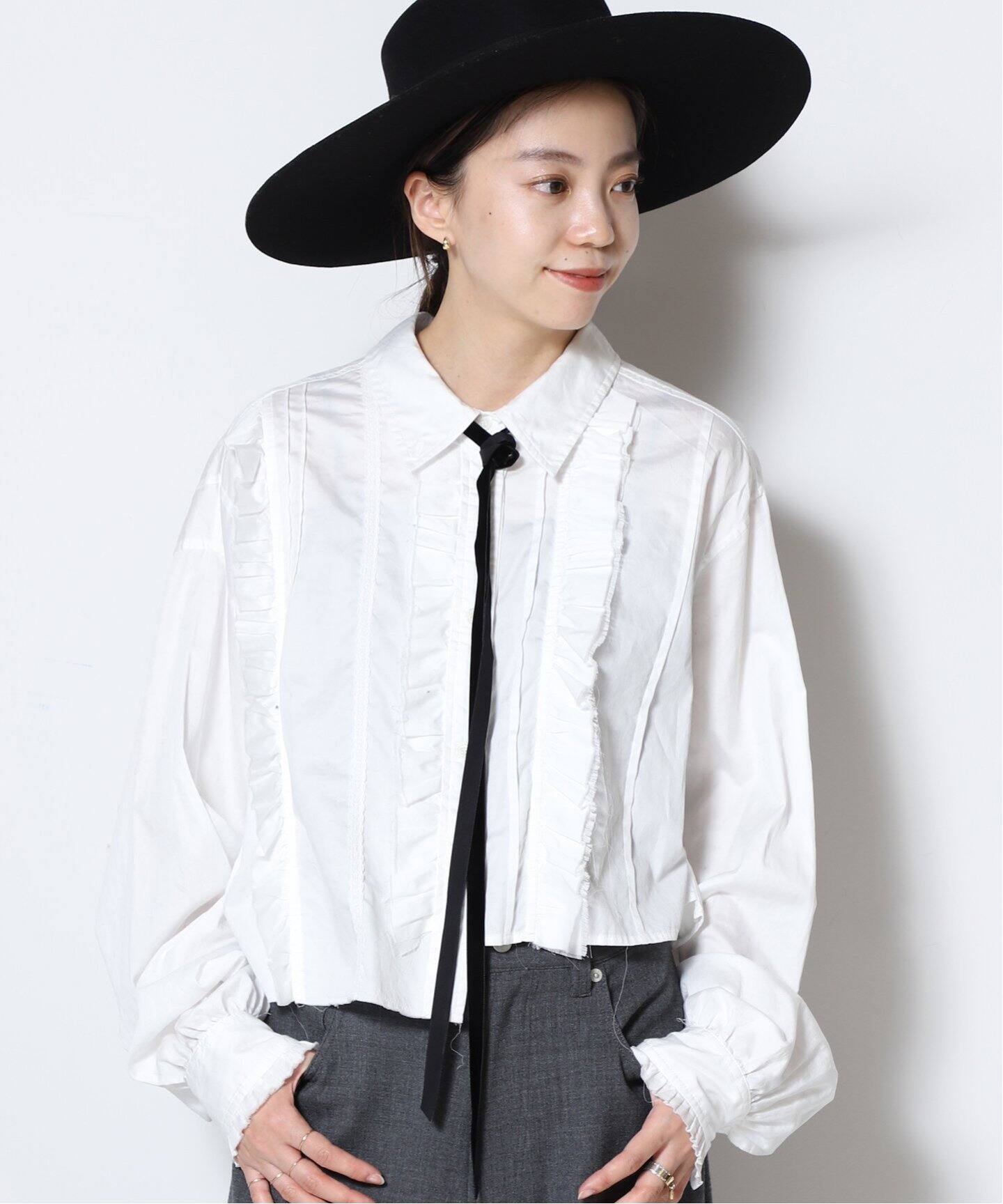 STAND ALONE/スタンド アローン】ASYMMETRICAL CROPPED シャツ（シャツ  