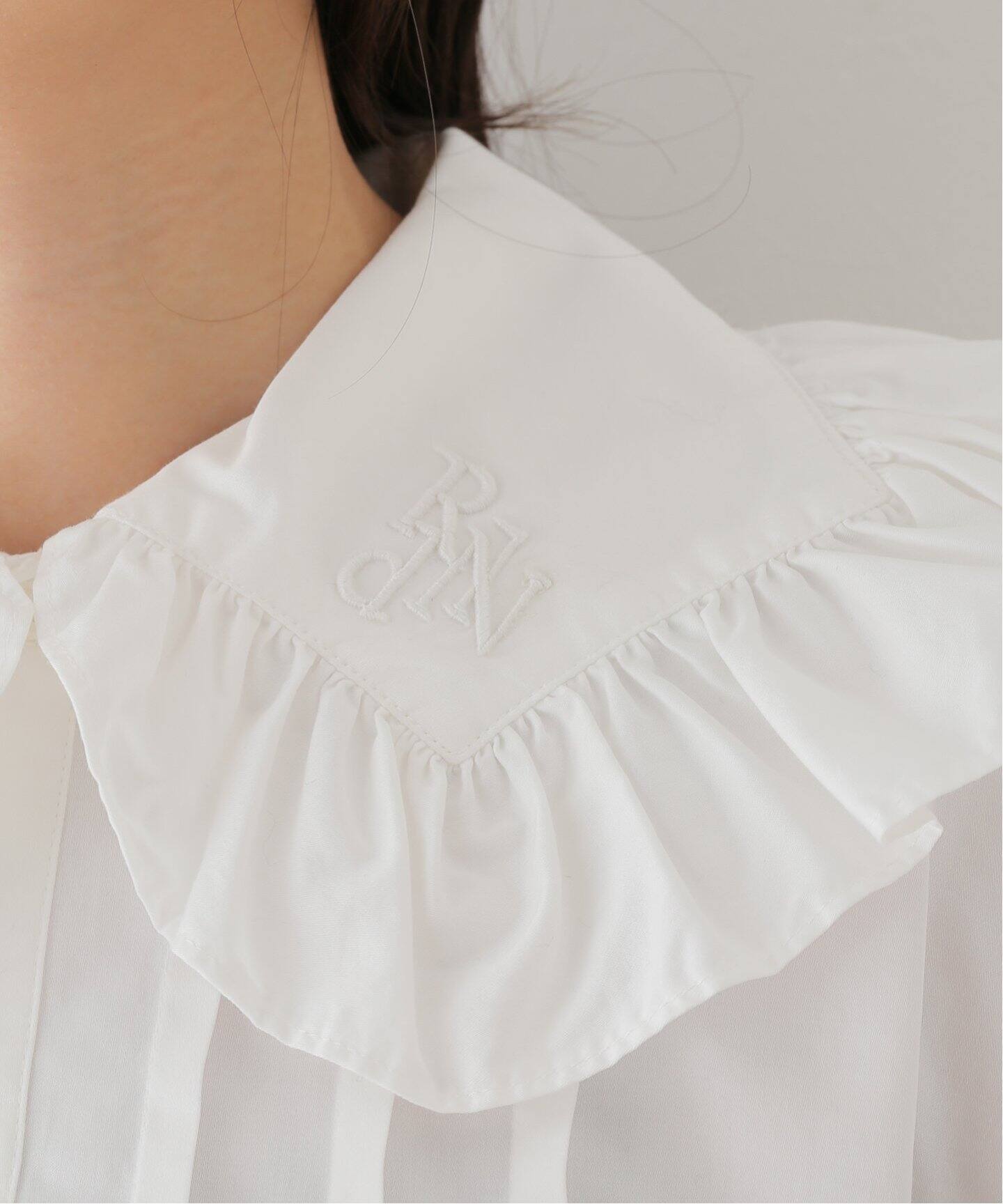 RHODOLIRION/ロドリリオン】 Monogram Stitch Spencer Shirt（シャツ 