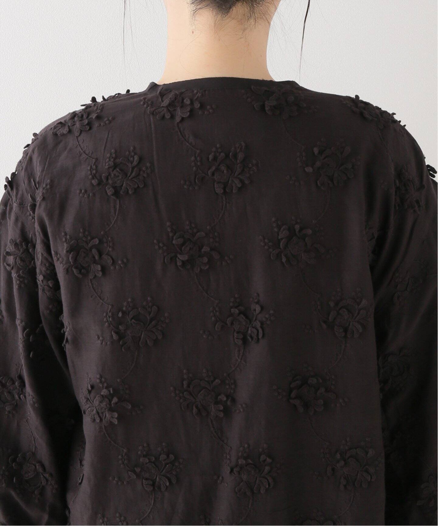 crinkle crinkle crinkle】sheer cotton 3D embroidery boler（シャツ 