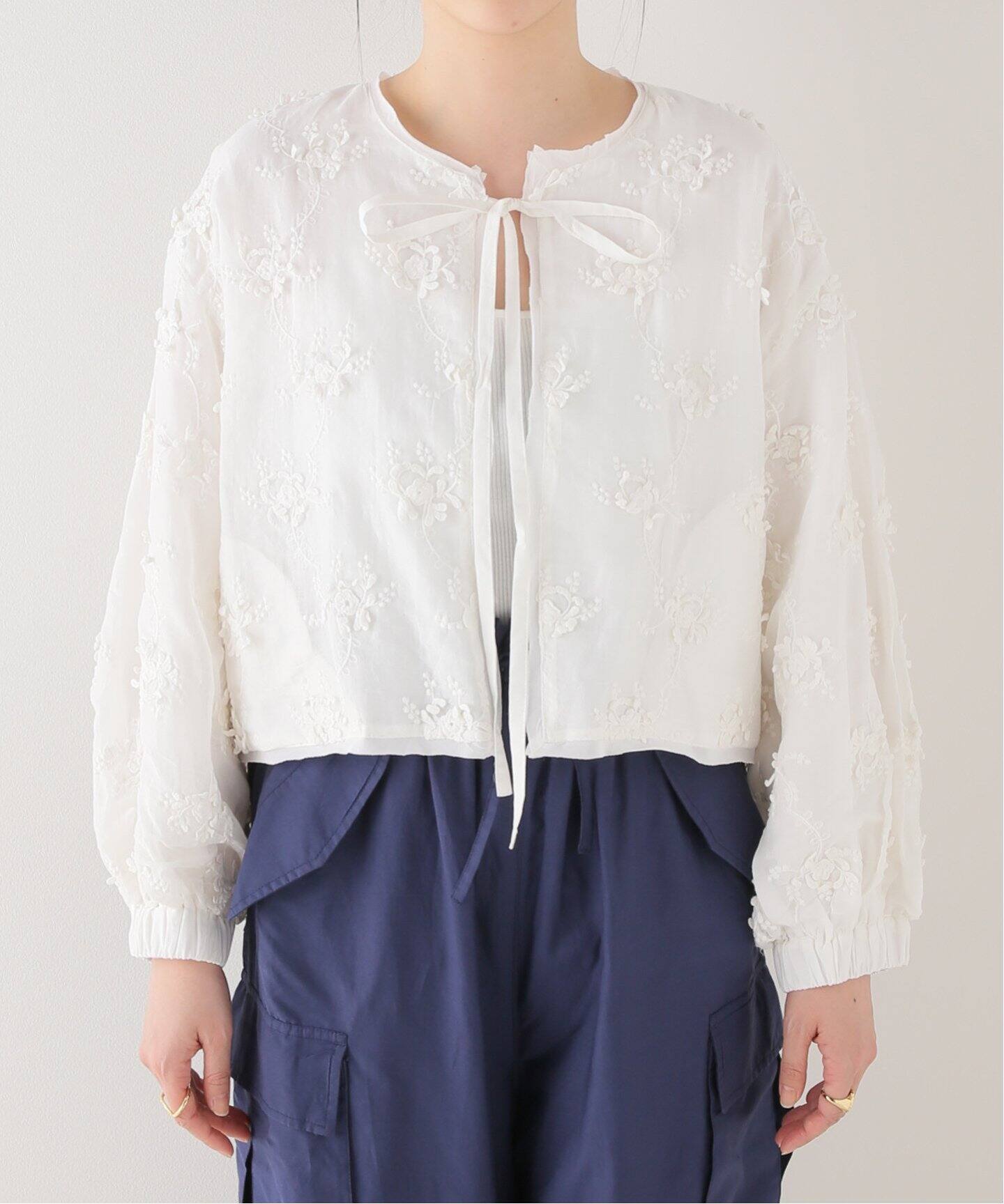 crinkle crinkle crinkle】sheer cotton 3D embroidery boler（シャツ 