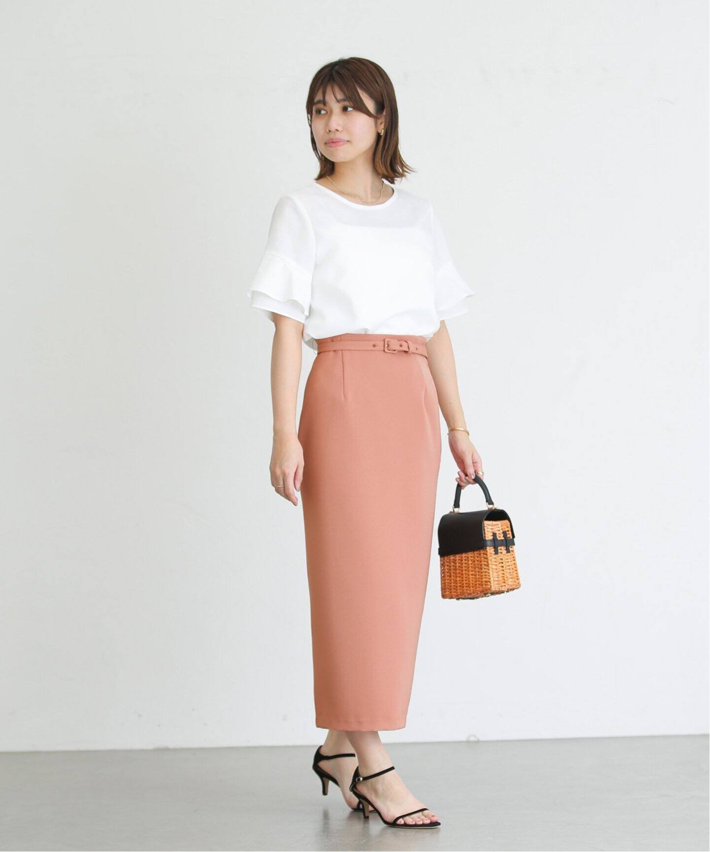 カラータイトスカート（ひざ丈スカート）｜La Totalite（ラ トータリテ  