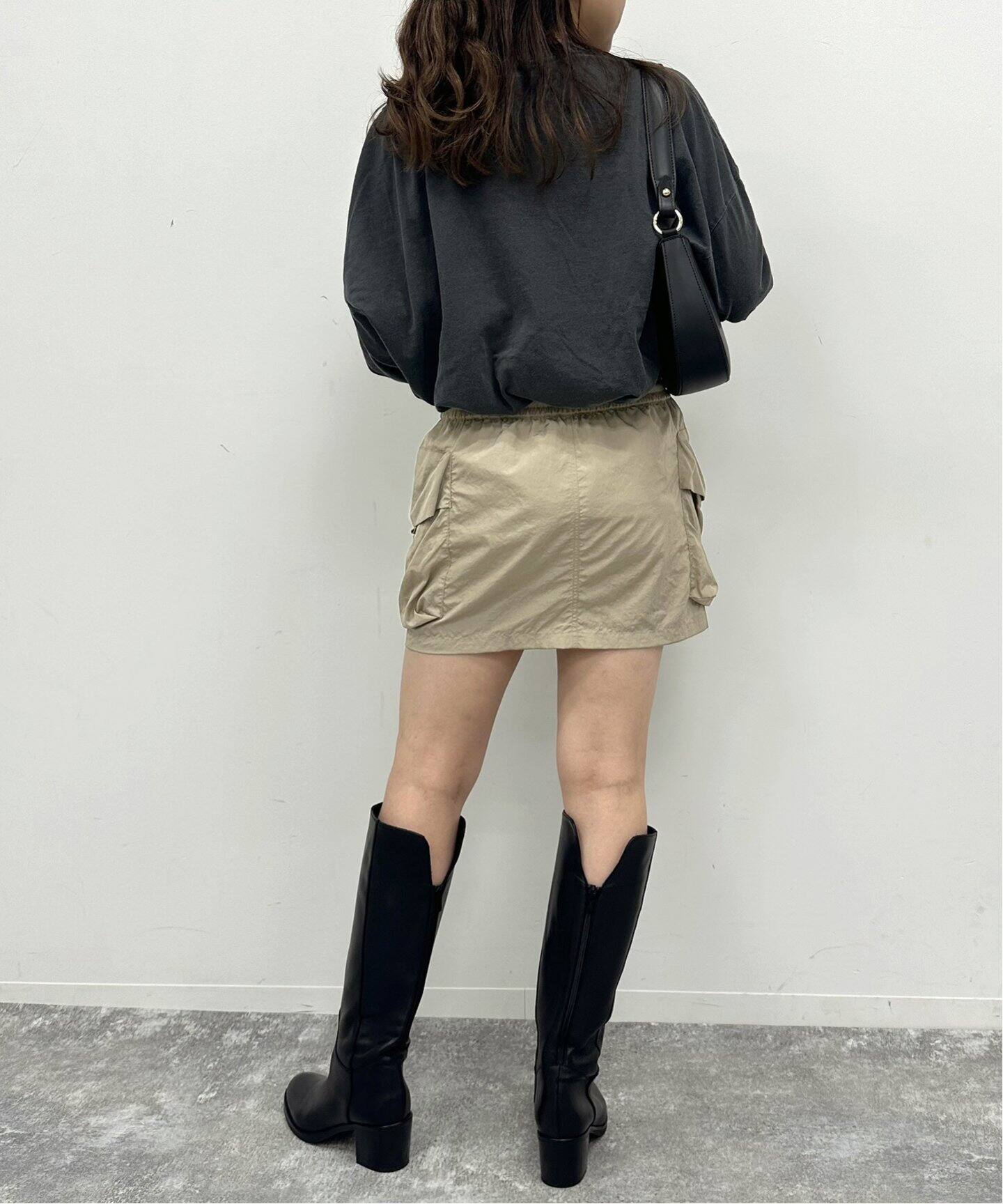 【関税込み】AARON ESH ブラック Puffball ミニスカート NEWスカルスカート パンク スカート[品番：ACDW0001866